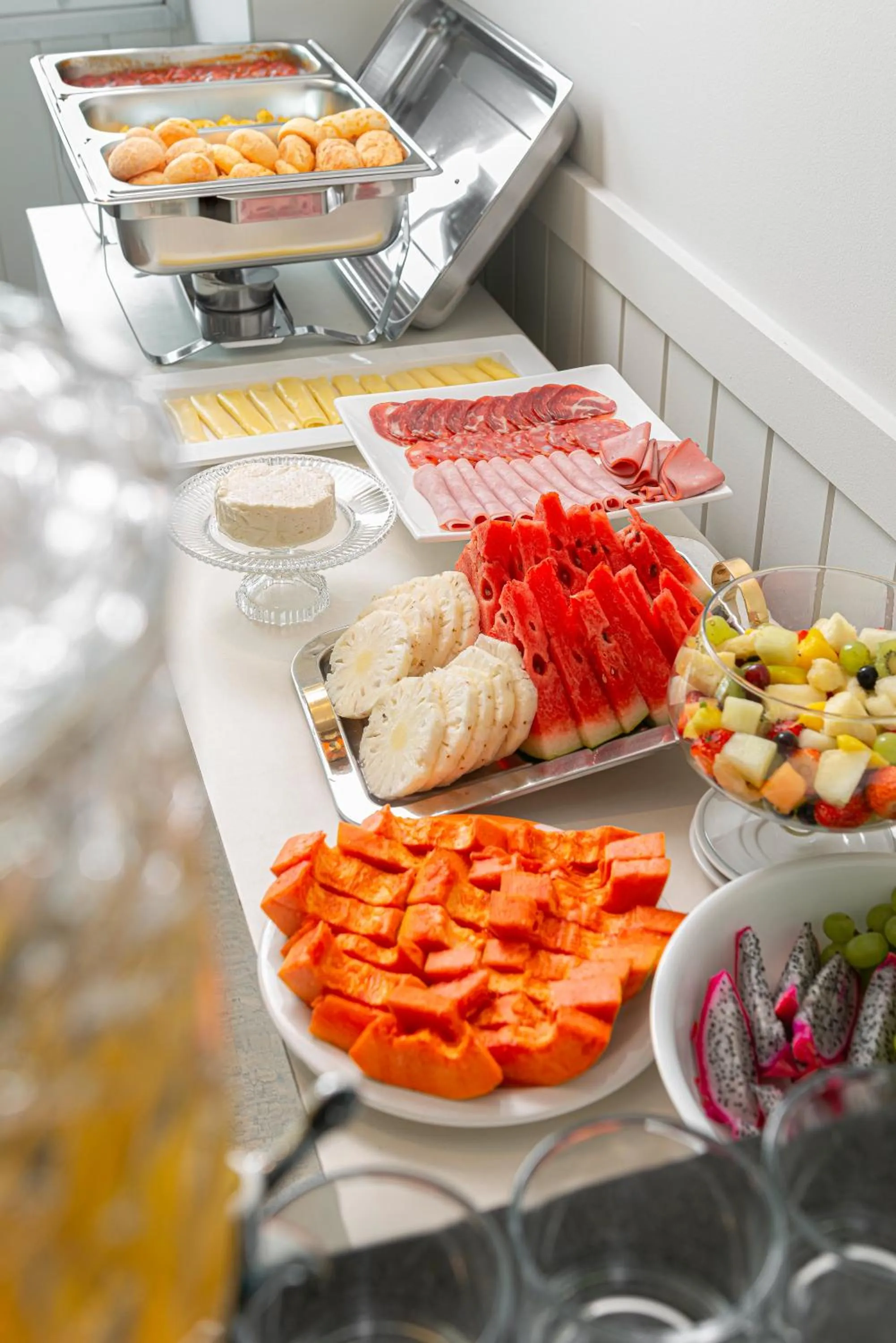 Food in Lym Flat Hotel