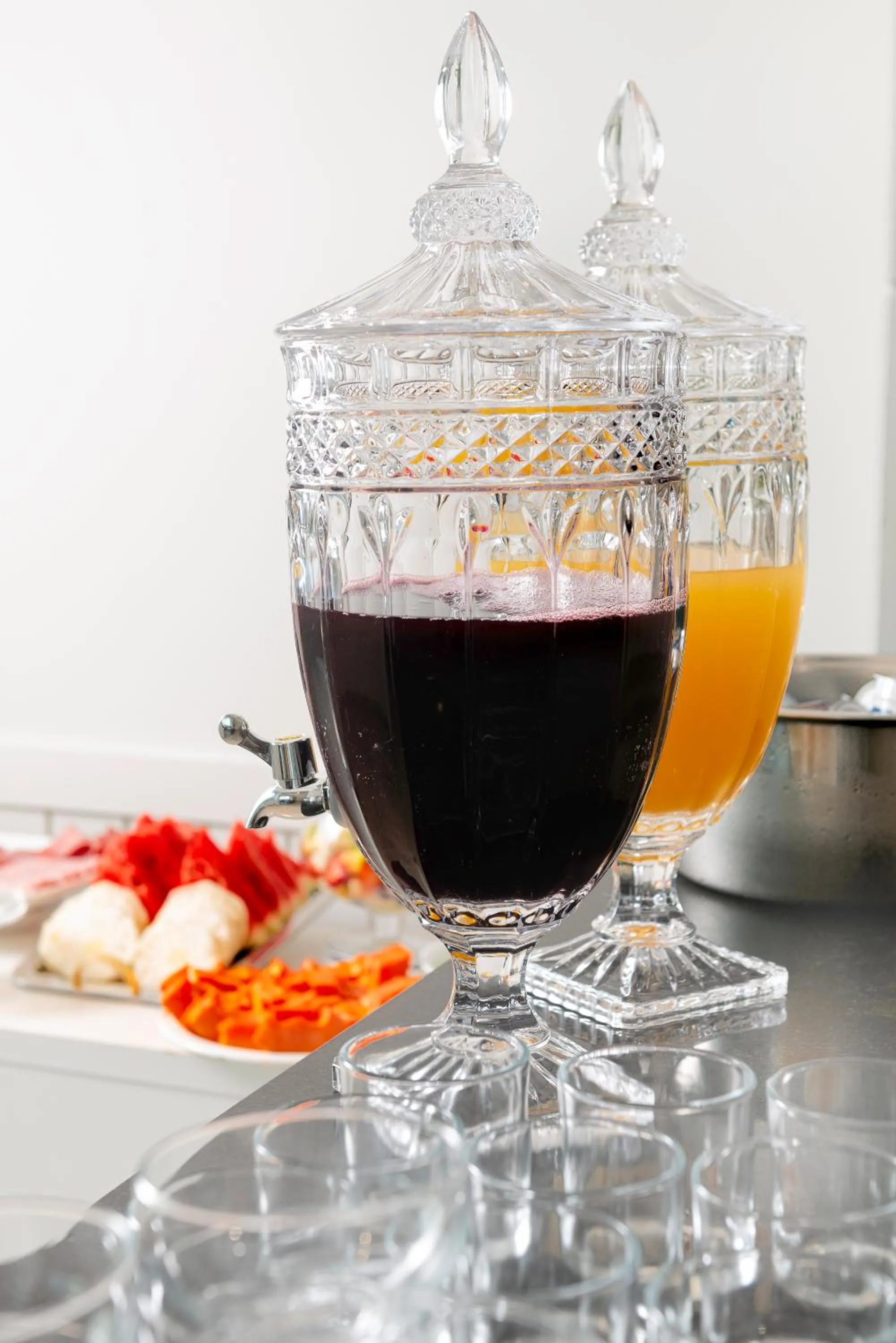 Food in Lym Flat Hotel