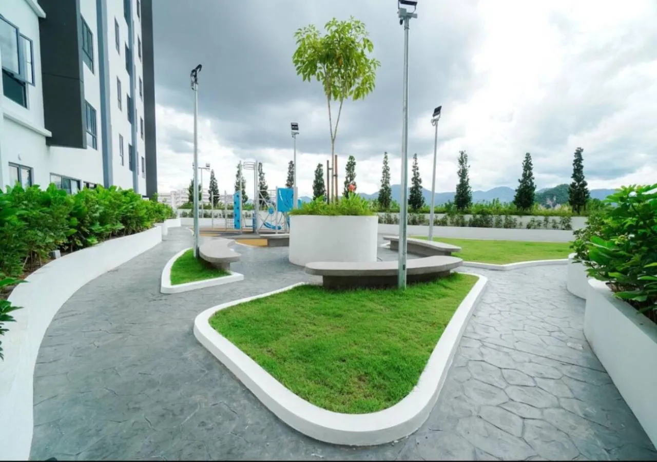 Garden in Ipoh Horizon Skypool Town Suites 4-11pax by IWH Suites