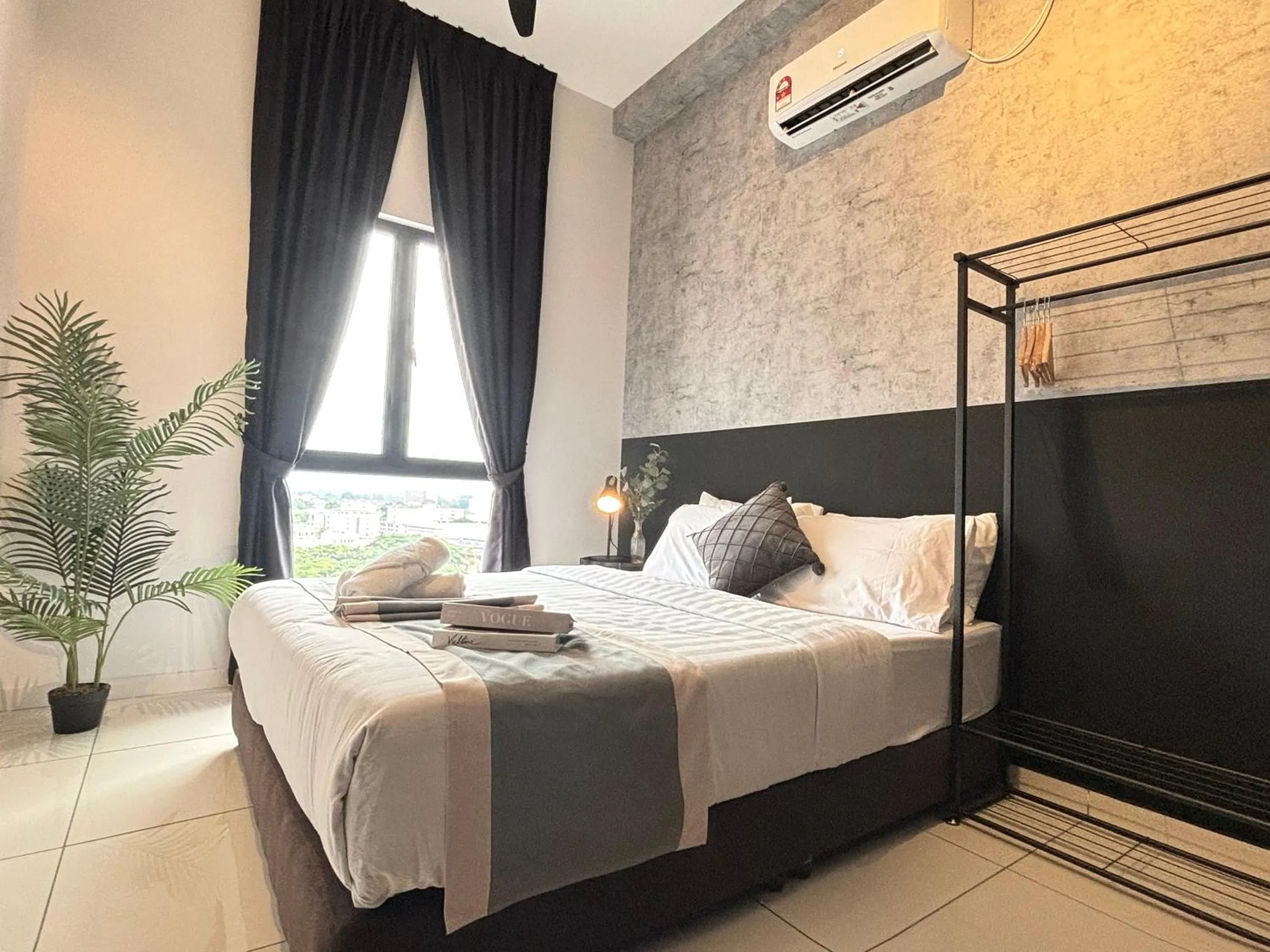 Bed in Ipoh Horizon Skypool Town Suites 4-11pax by IWH Suites