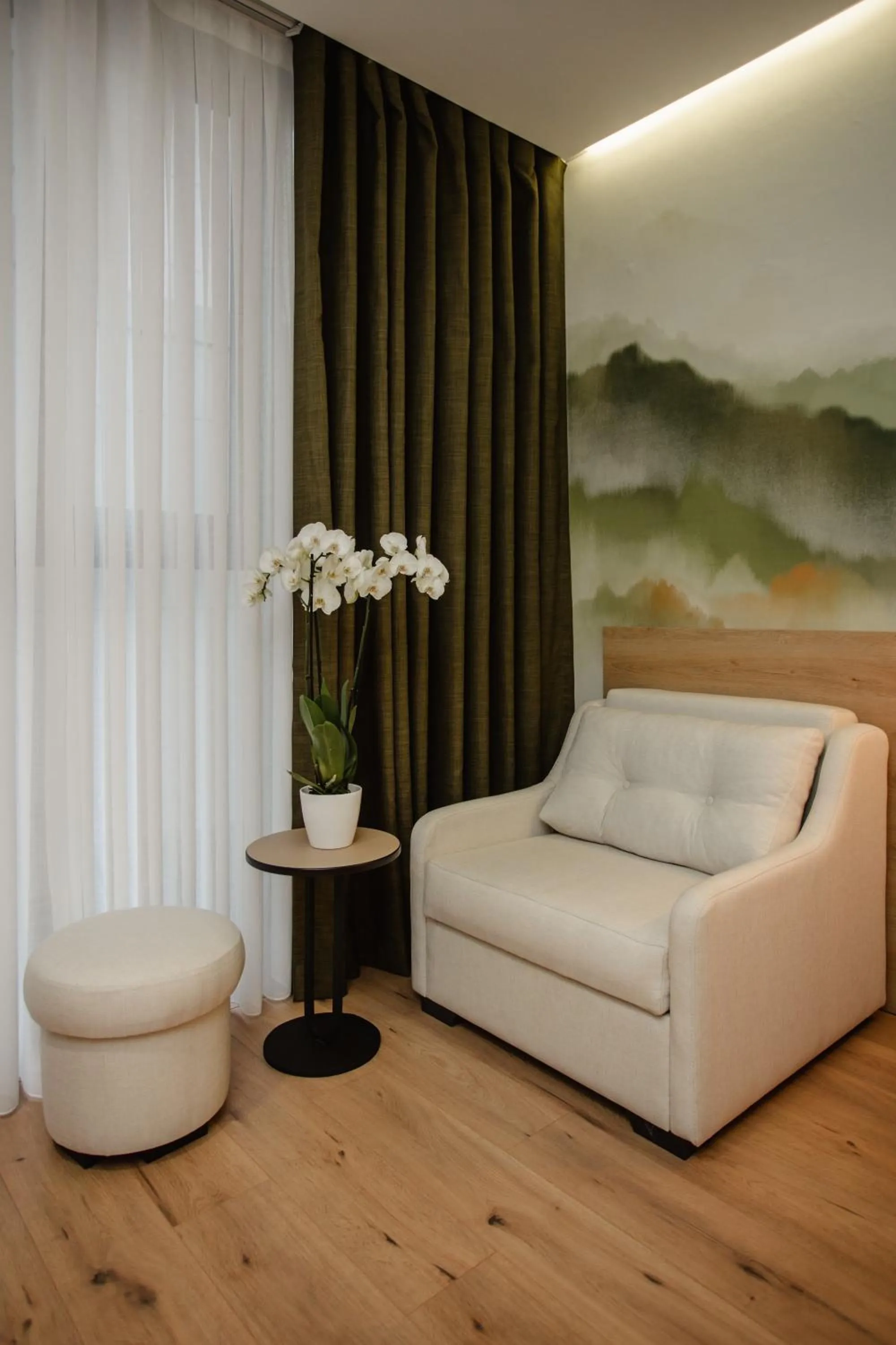 Bedroom in Oro Inn Hotel