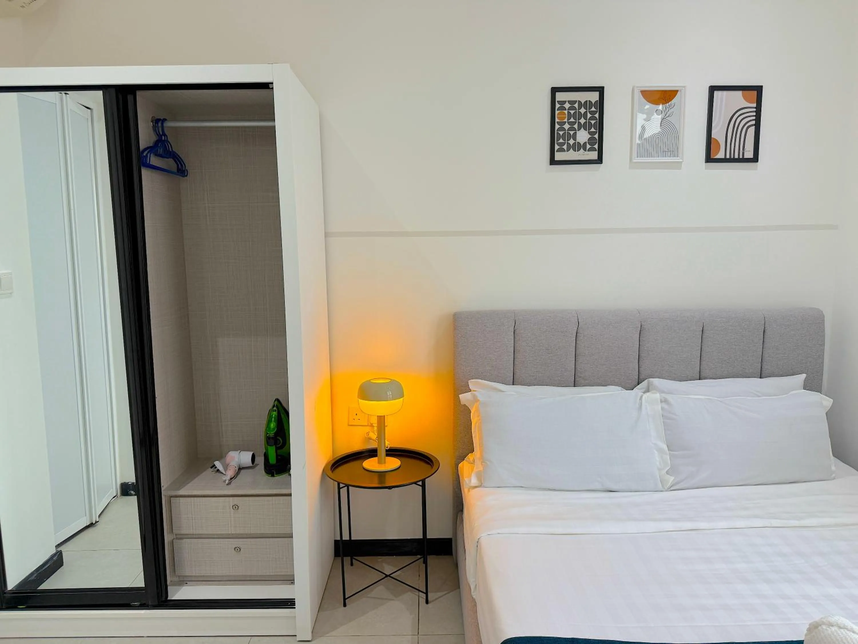 Bed in Neu Suites By Serenity Homes Near Gleneagles, KLCC & LRT