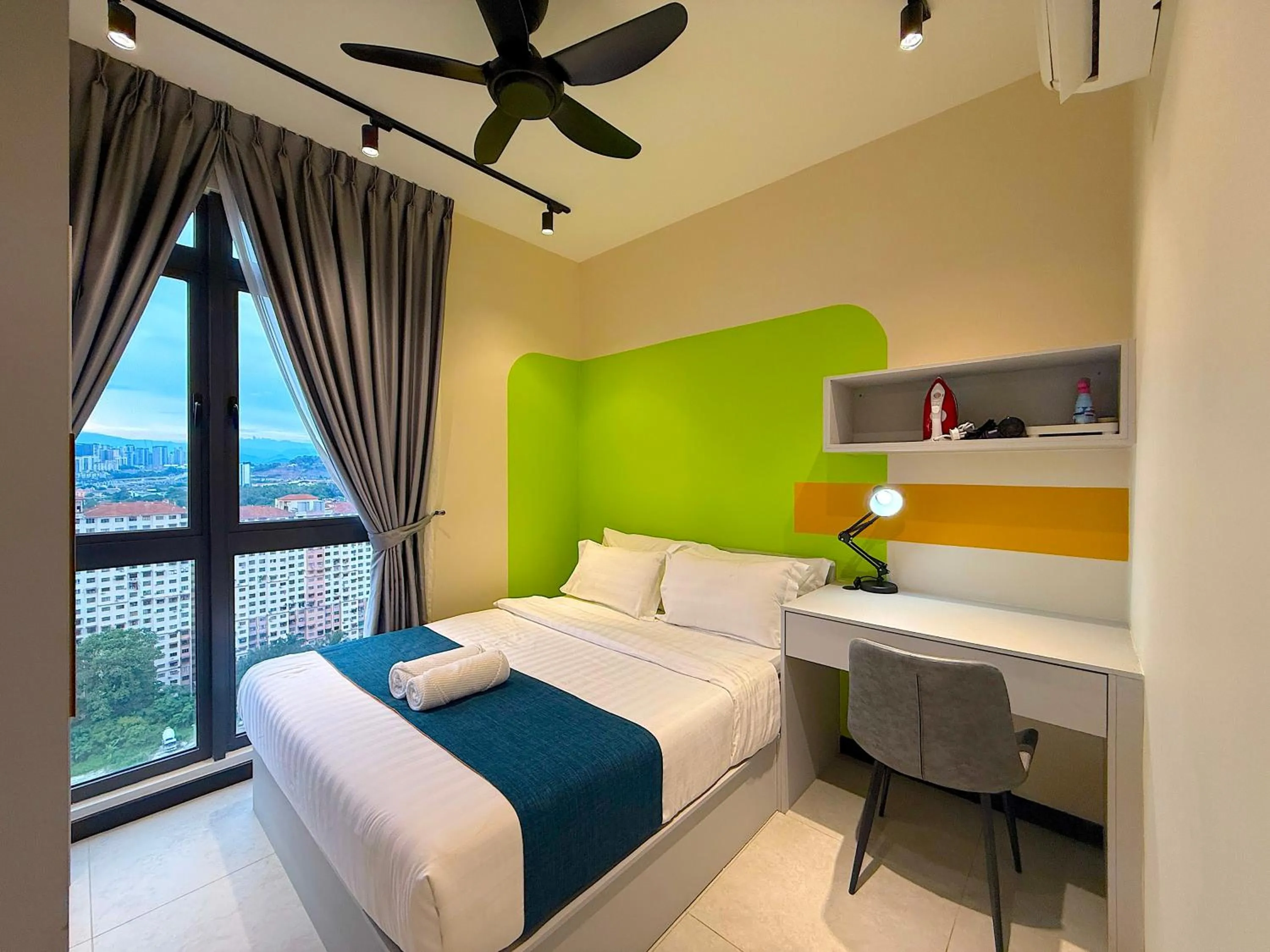 Bed in Neu Suites By Serenity Homes Near Gleneagles, KLCC & LRT