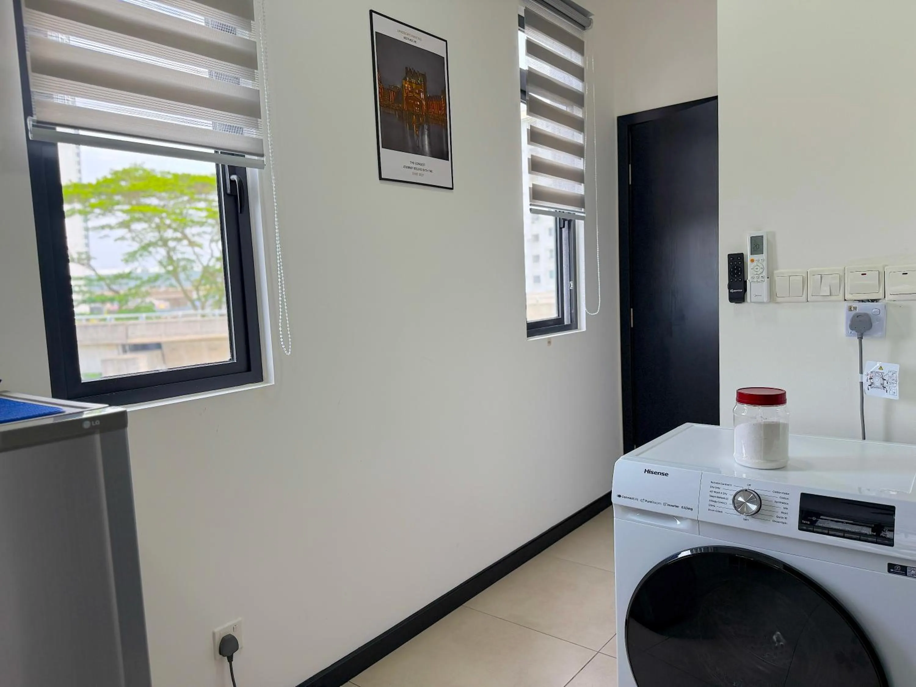 washing machine in Neu Suites By Serenity Homes Near Gleneagles, KLCC & LRT