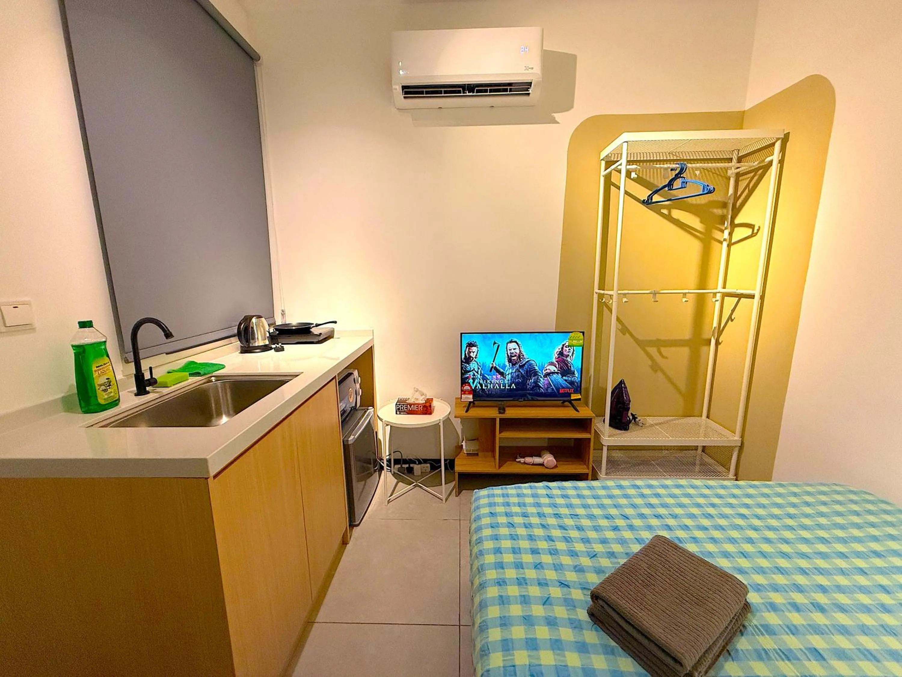 Photo of the whole room, Bed in Neu Suites By Serenity Homes Near Gleneagles, KLCC & LRT