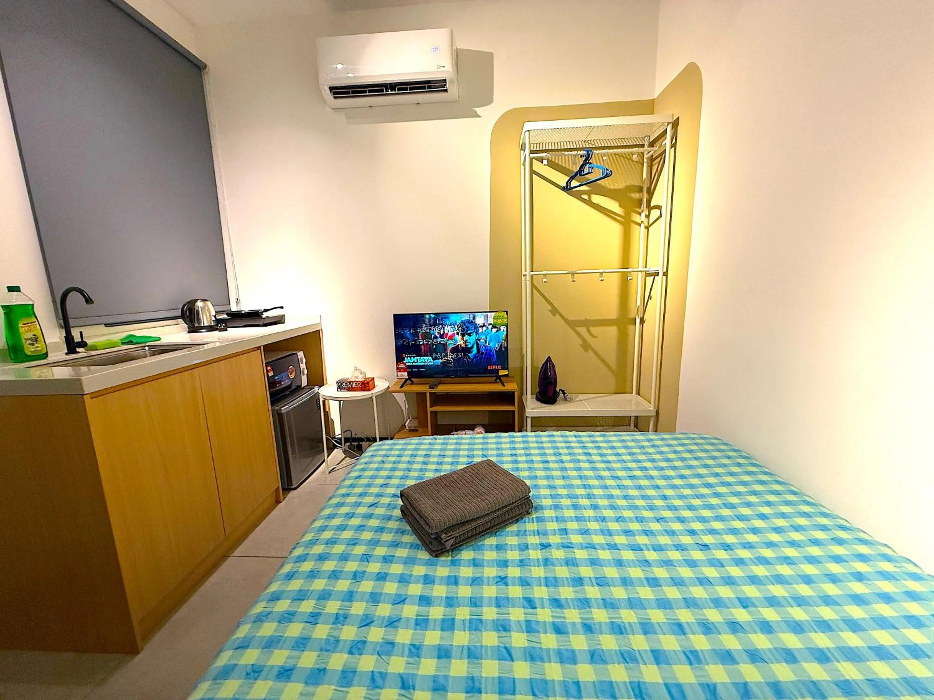 Photo of the whole room, Bed in Neu Suites By Serenity Homes Near Gleneagles, KLCC & LRT