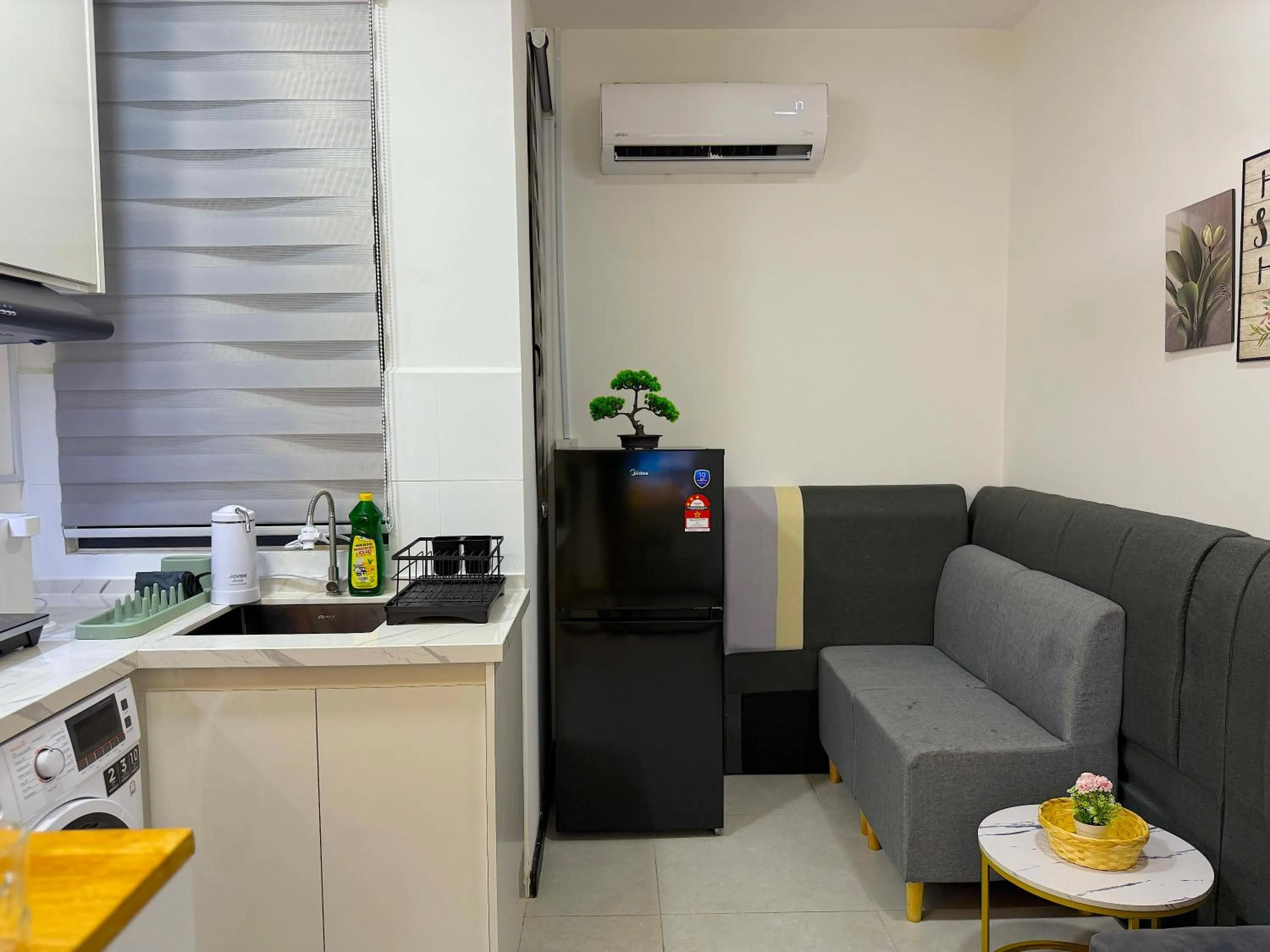 Kitchen or kitchenette in Neu Suites By Serenity Homes Near Gleneagles, KLCC & LRT