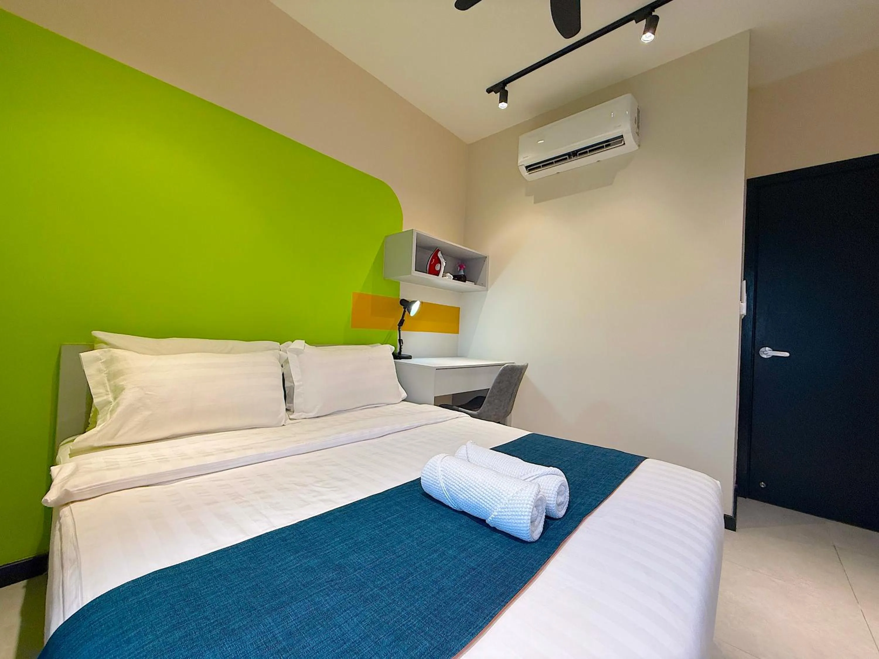 Bed in Neu Suites By Serenity Homes Near Gleneagles, KLCC & LRT