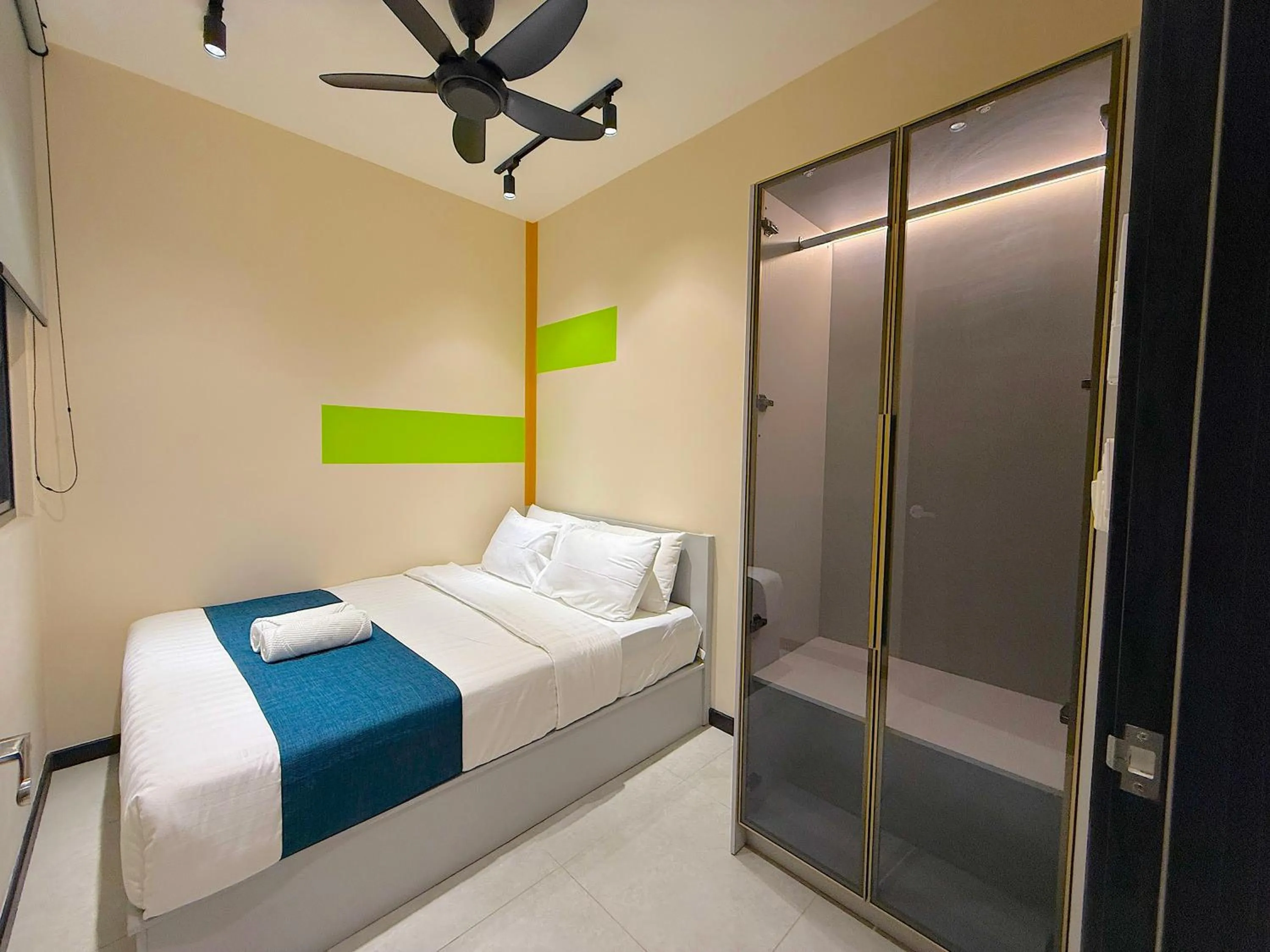 Bed in Neu Suites By Serenity Homes Near Gleneagles, KLCC & LRT