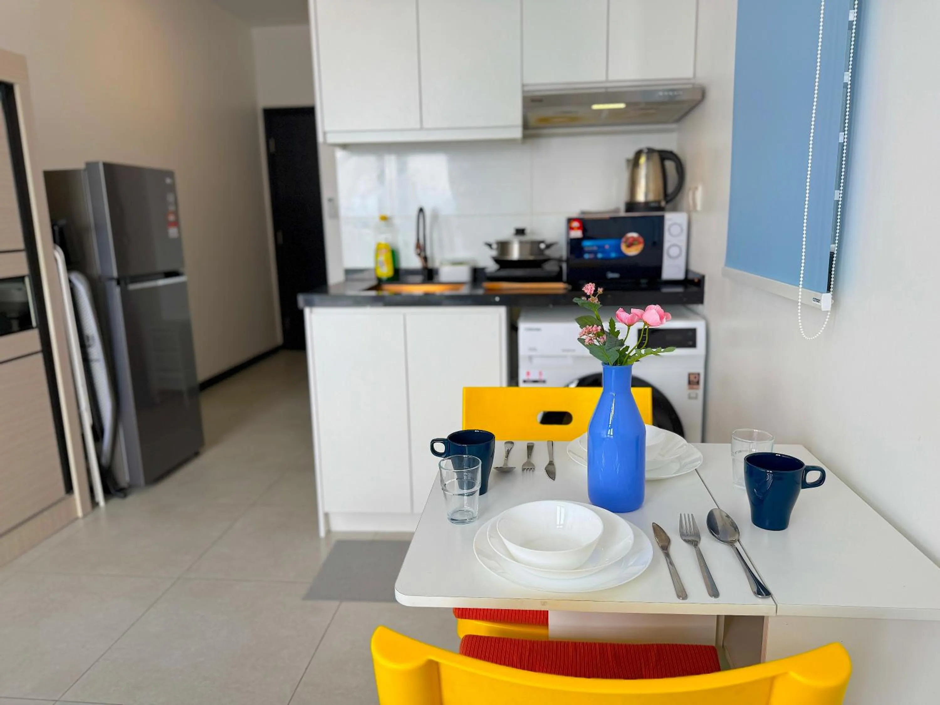 Kitchen or kitchenette in Neu Suites By Serenity Homes Near Gleneagles, KLCC & LRT