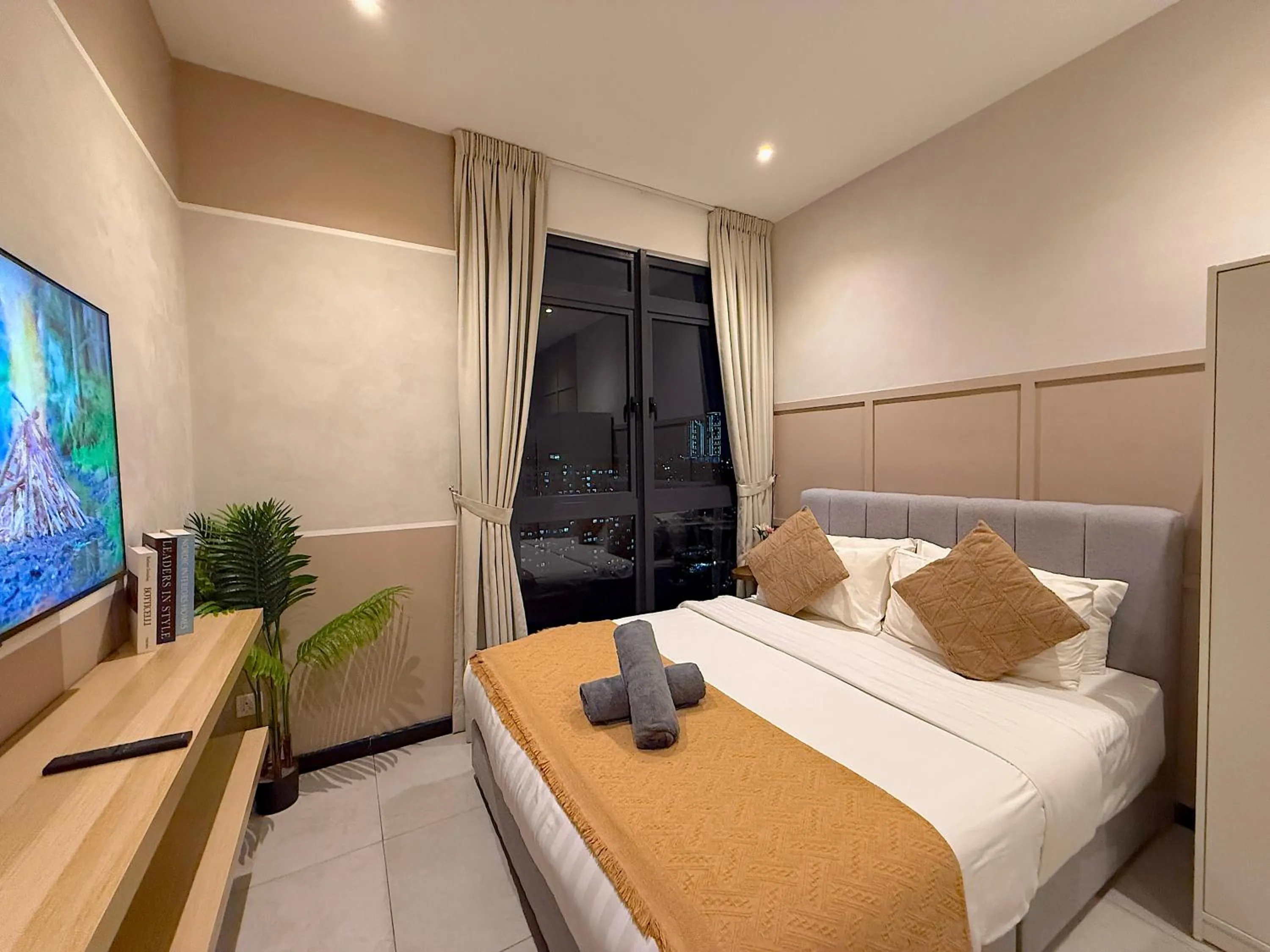 Bed in Neu Suites By Serenity Homes Near Gleneagles, KLCC & LRT