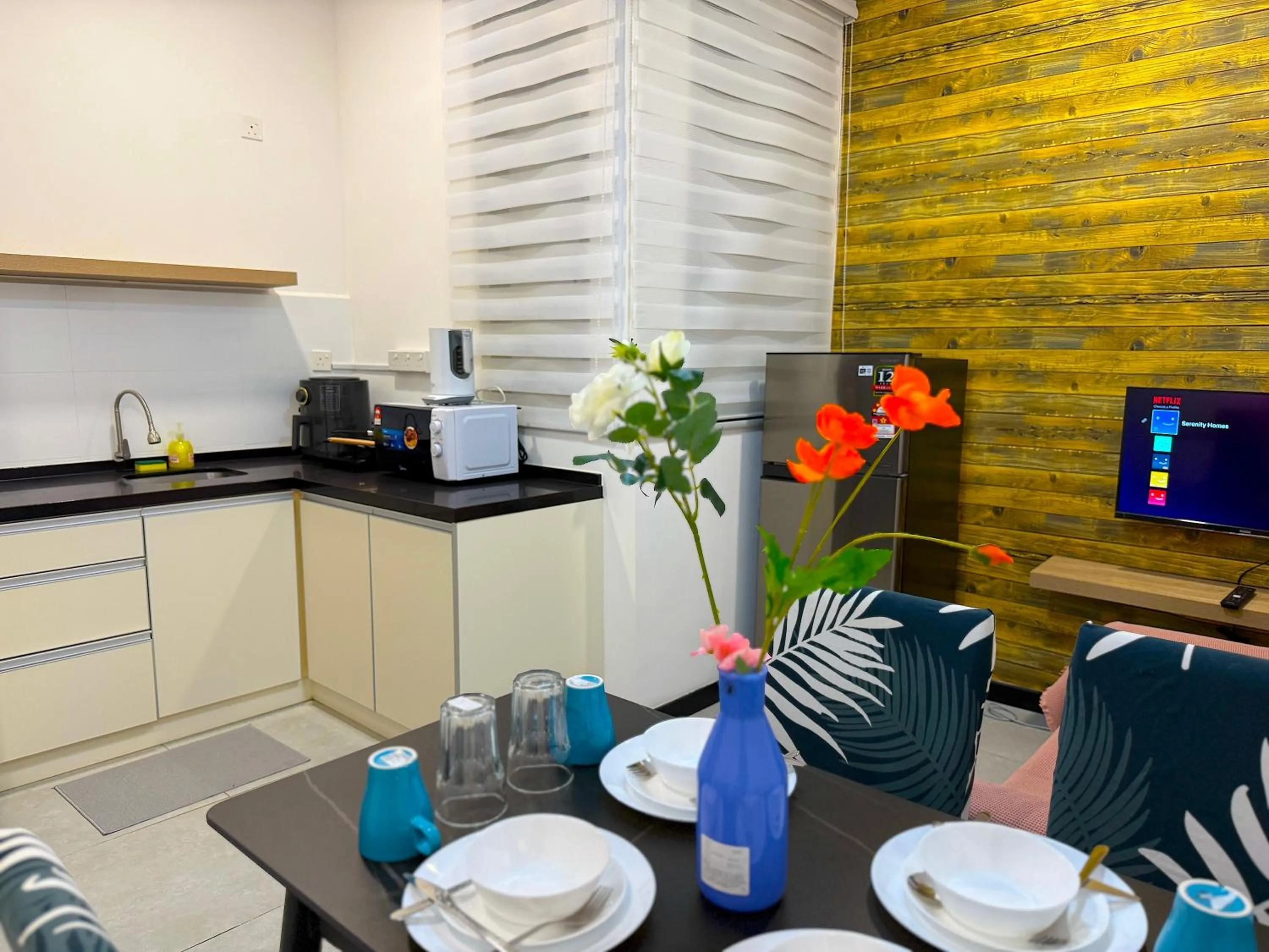 Dining area in Neu Suites By Serenity Homes Near Gleneagles, KLCC & LRT
