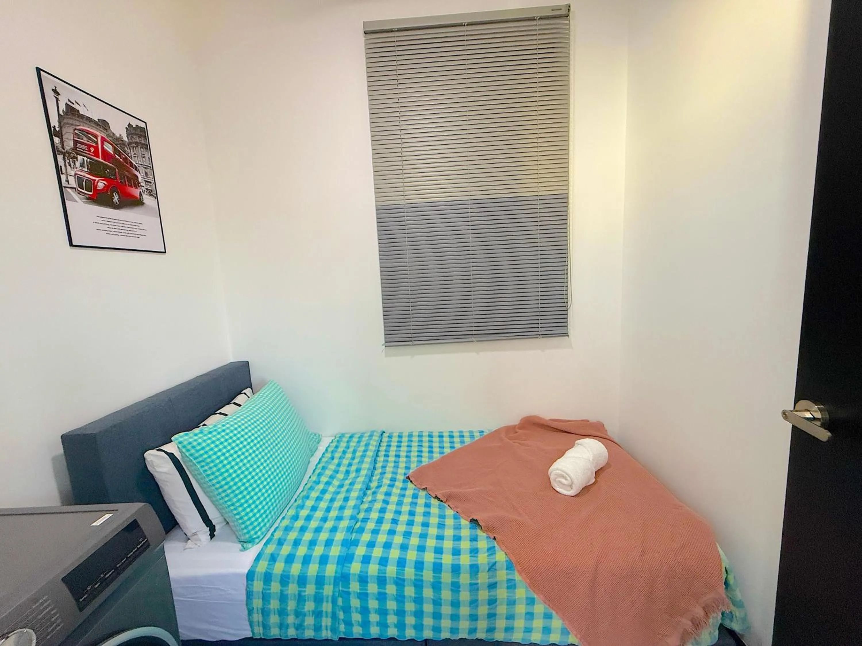 Bed in Neu Suites By Serenity Homes Near Gleneagles, KLCC & LRT