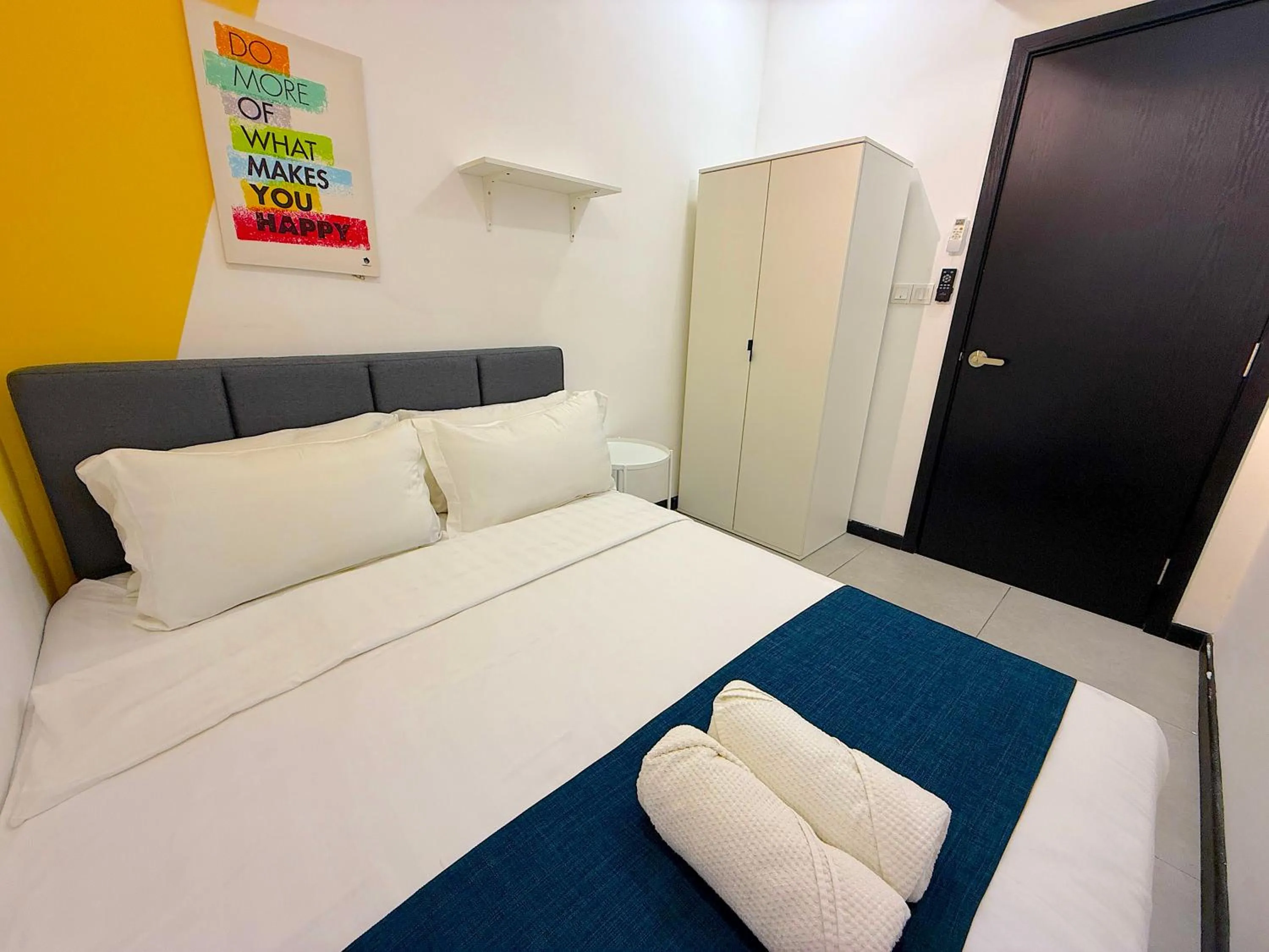 Bed in Neu Suites By Serenity Homes Near Gleneagles, KLCC & LRT