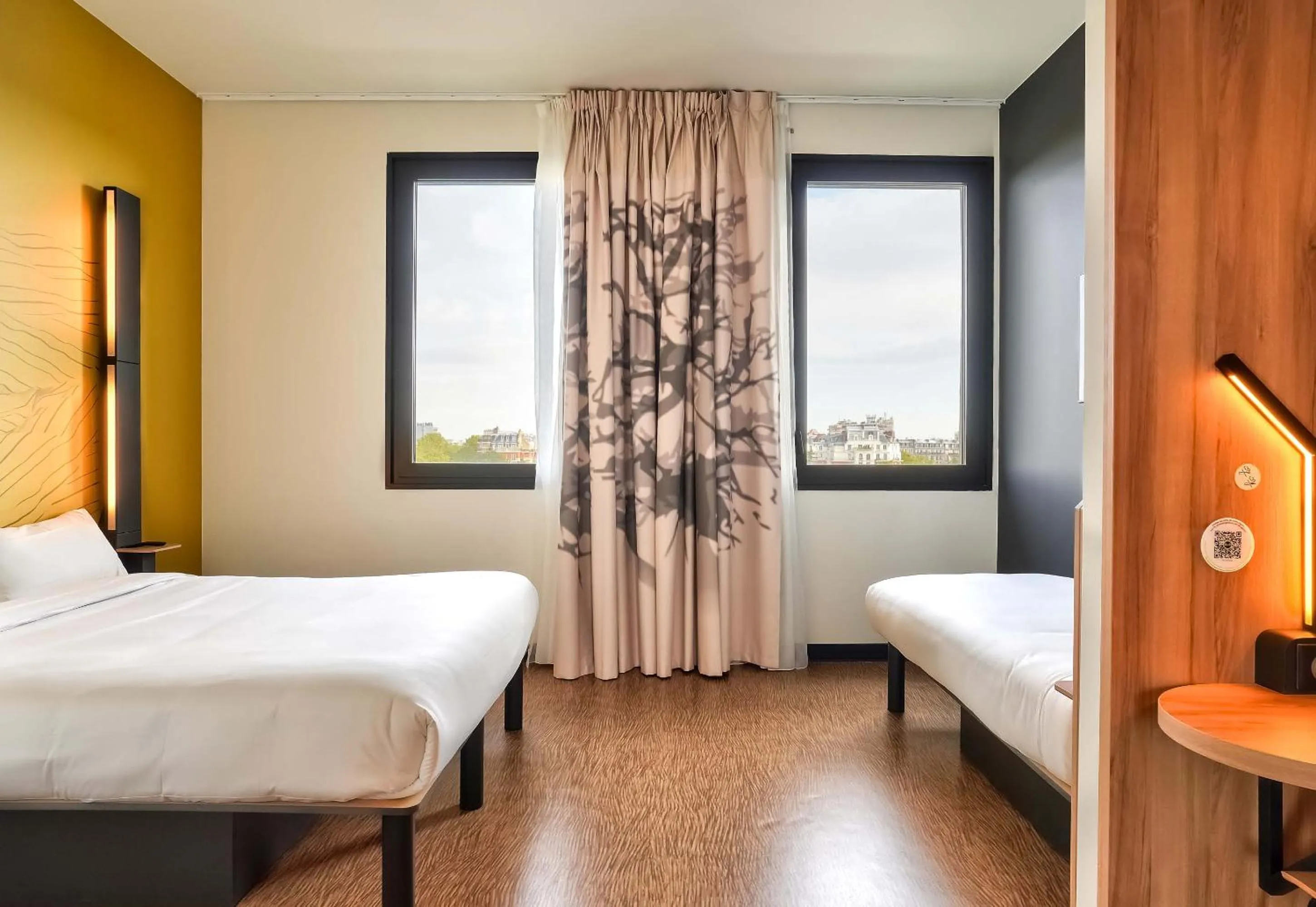 Bed in B&B HOTEL Paris Porte d'Orléans