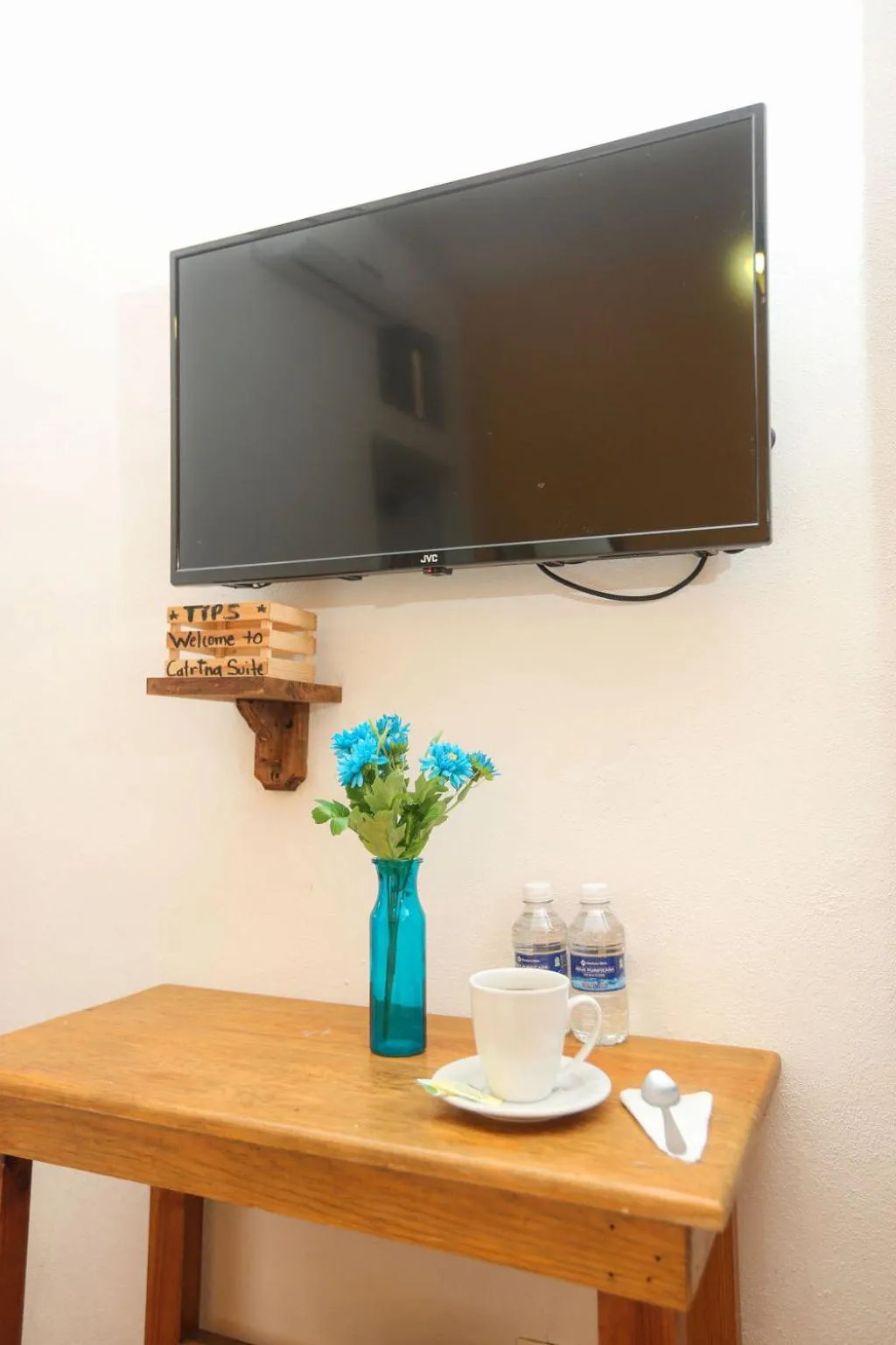 TV and multimedia in Íkaro Suites Colonial