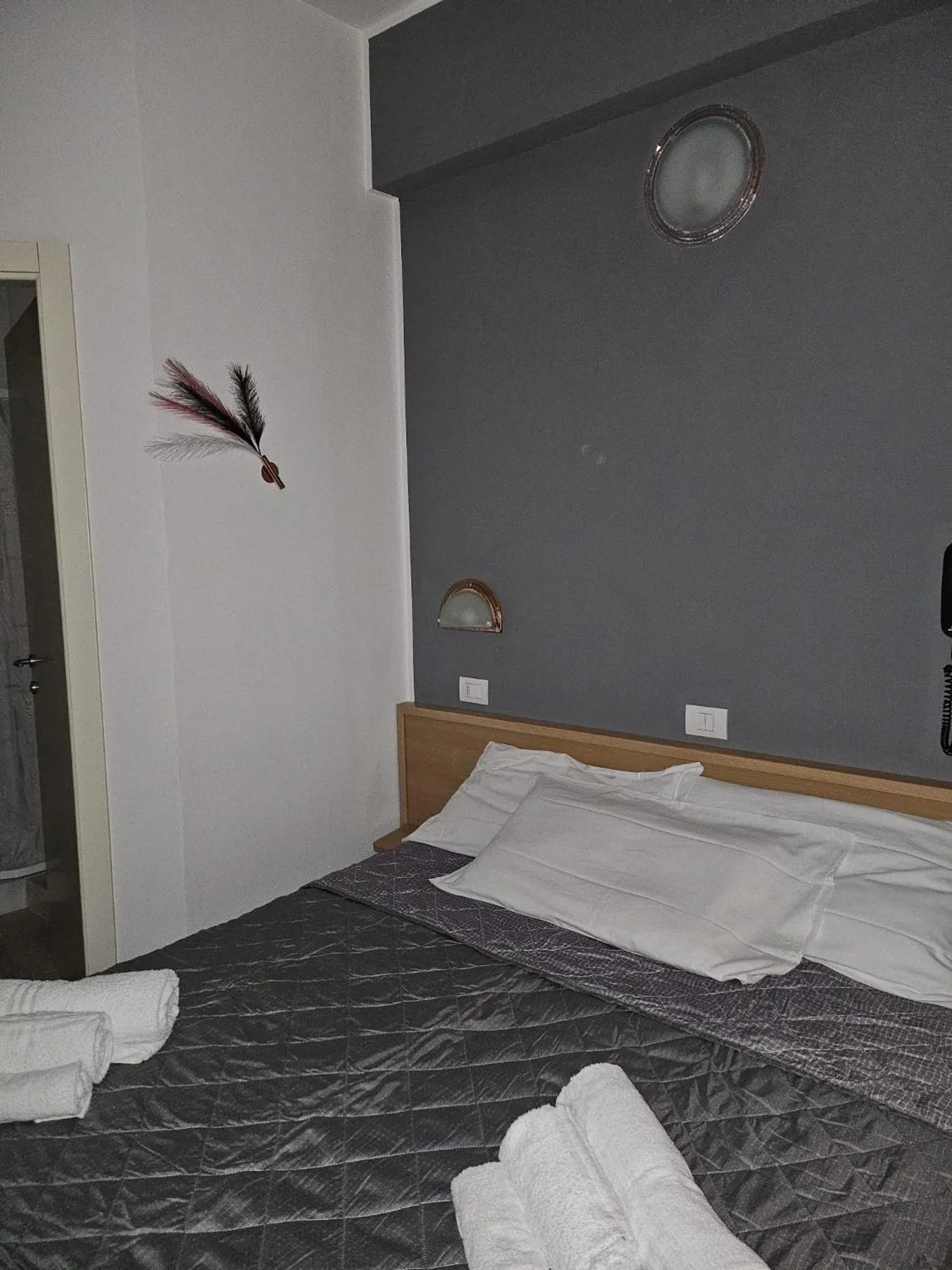 Bedroom in Hotel Villa Rosa