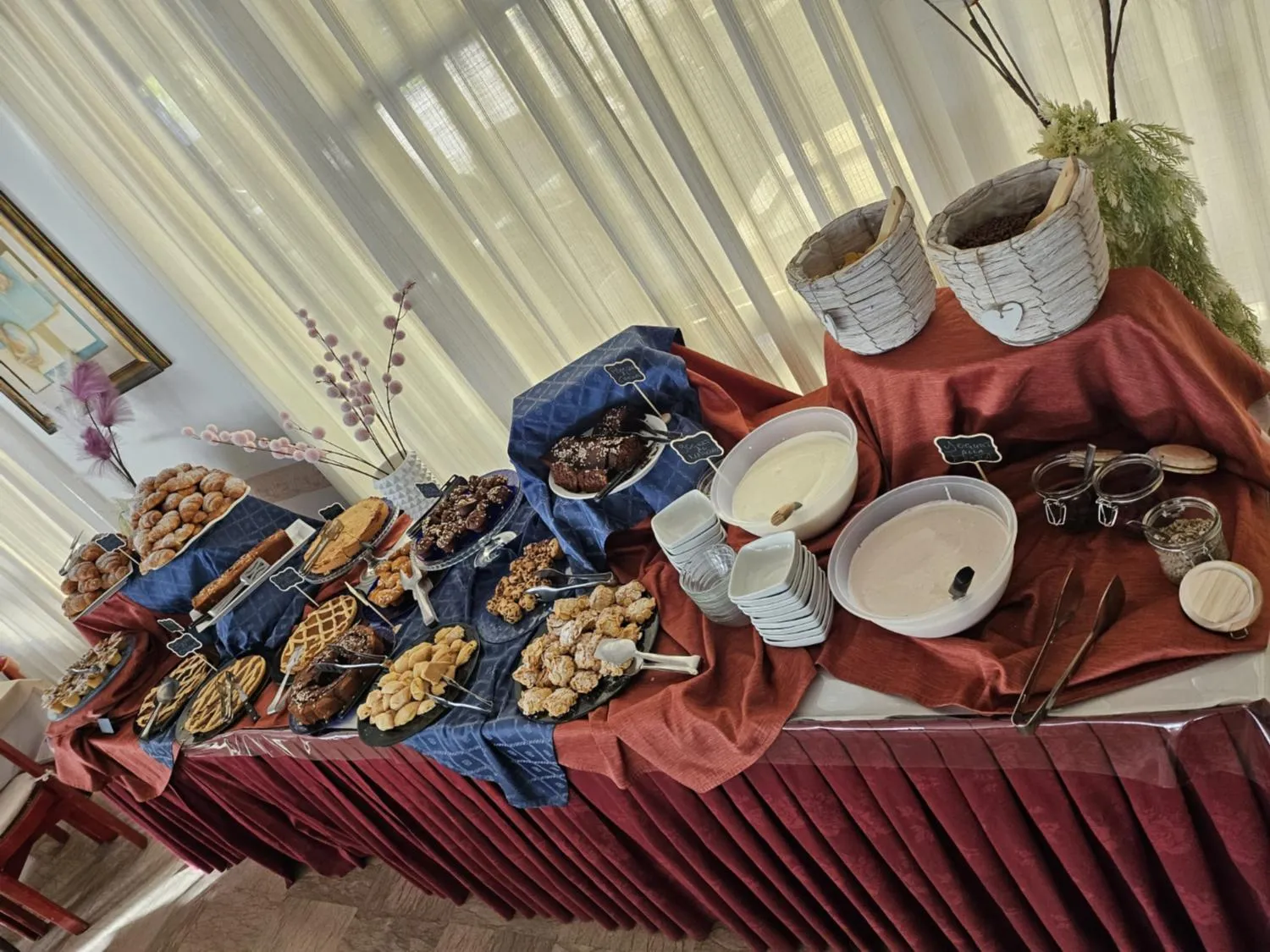 Breakfast in Hotel Villa Rosa