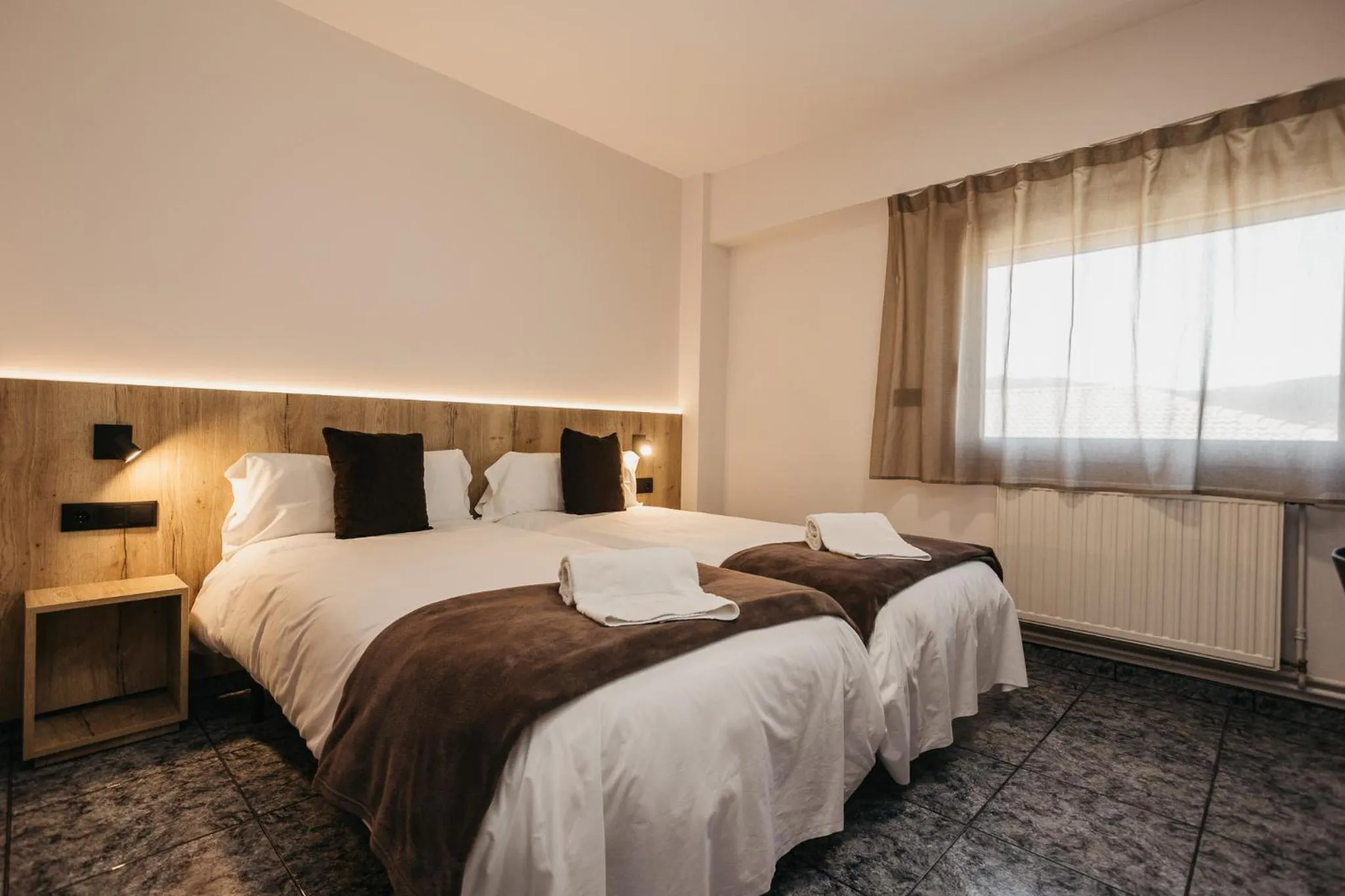 Bed in La Trobada Hotel Sport