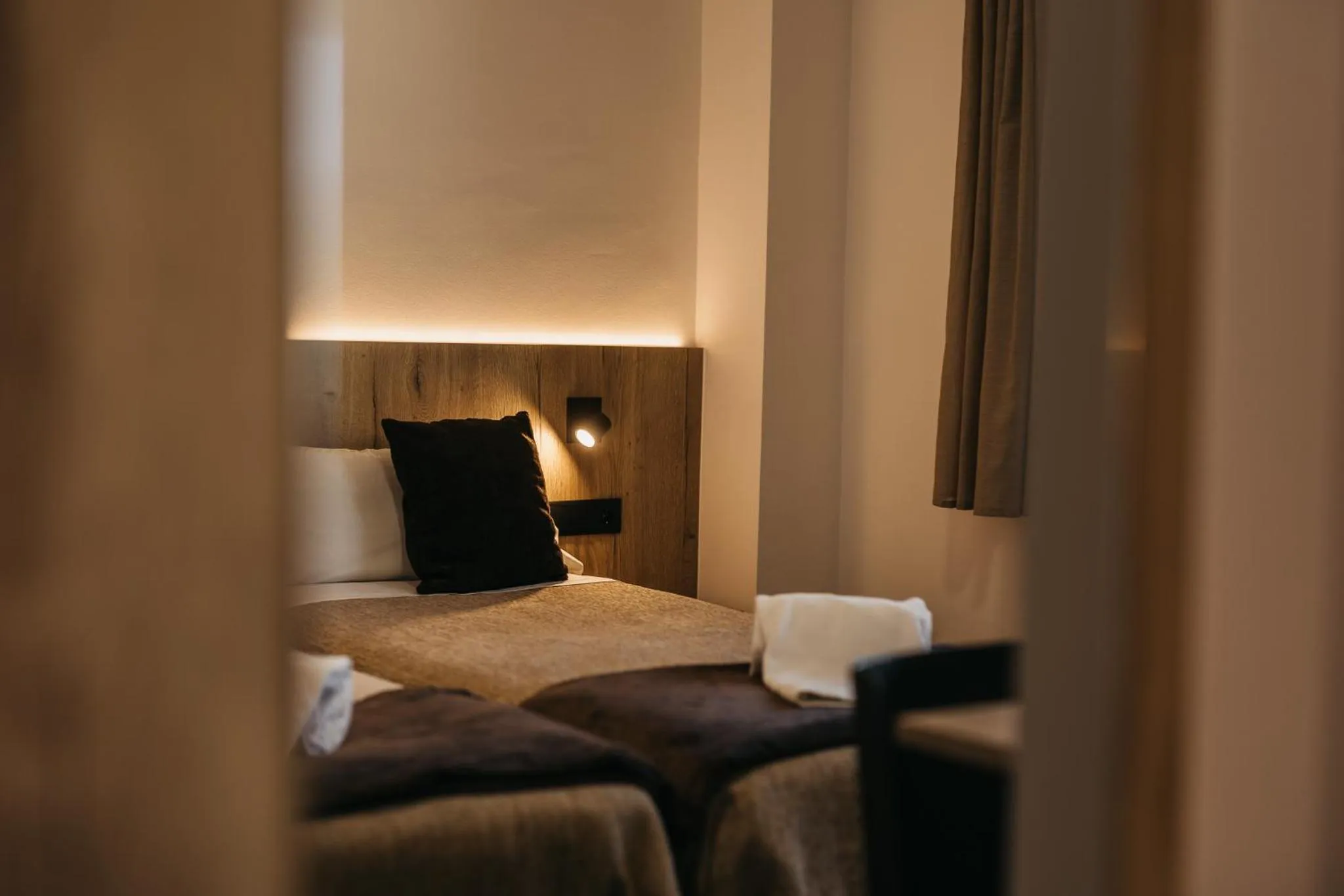 Bed in La Trobada Hotel Sport