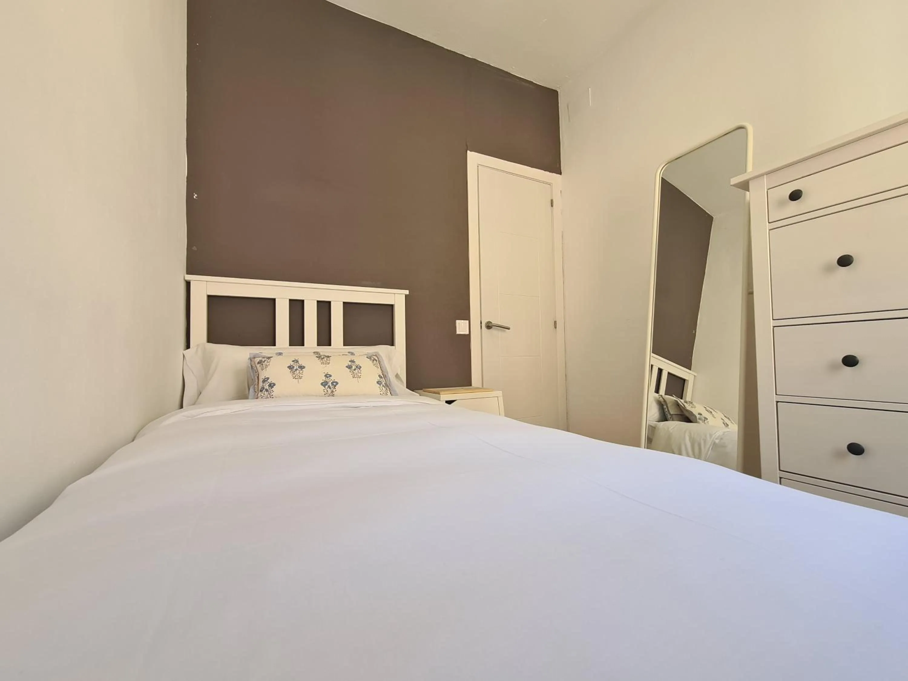 Other, Bed in WALK to CAMP NOU - Wi-Fi AC 3 Bed by MyRentalHost
