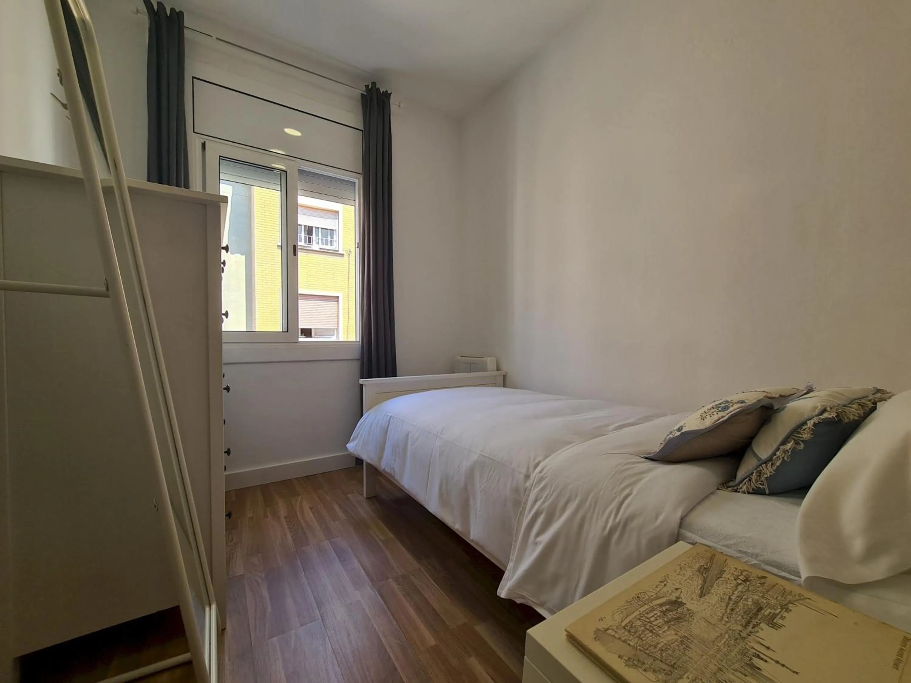 Other, Bed in WALK to CAMP NOU - Wi-Fi AC 3 Bed by MyRentalHost