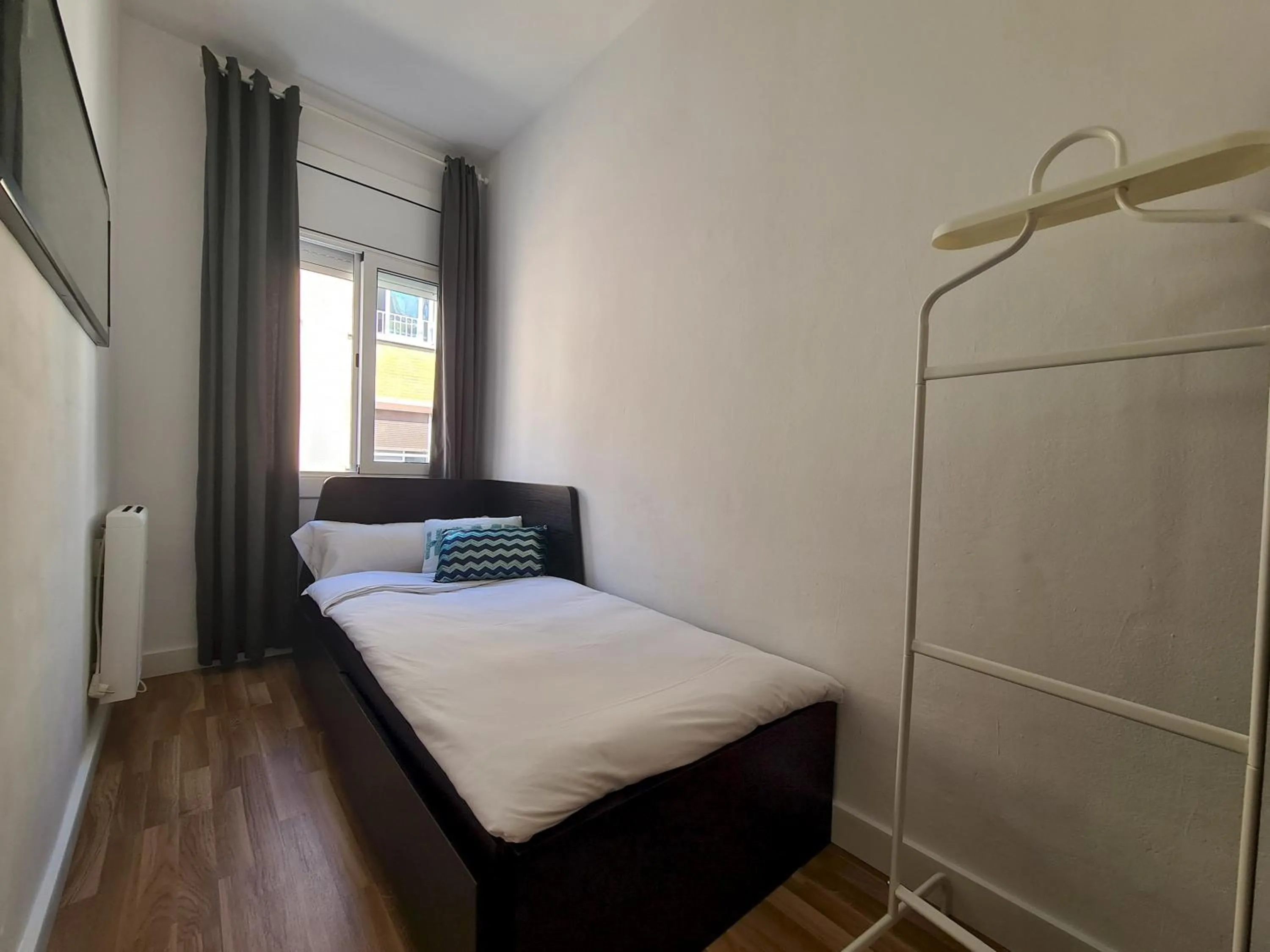 Other, Bed in WALK to CAMP NOU - Wi-Fi AC 3 Bed by MyRentalHost