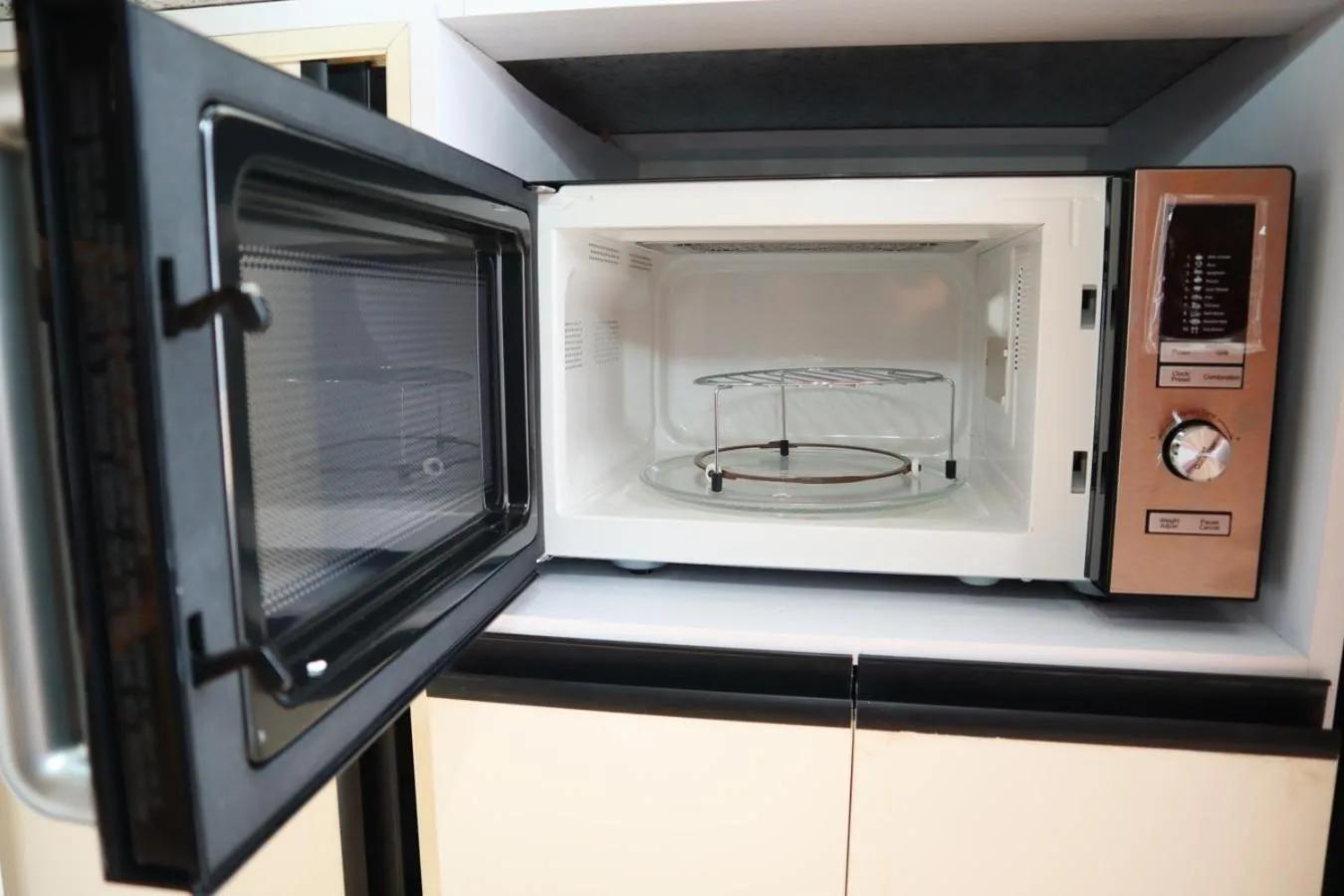 Hostgool Beach Chalets Mirage bay resort & aqua park