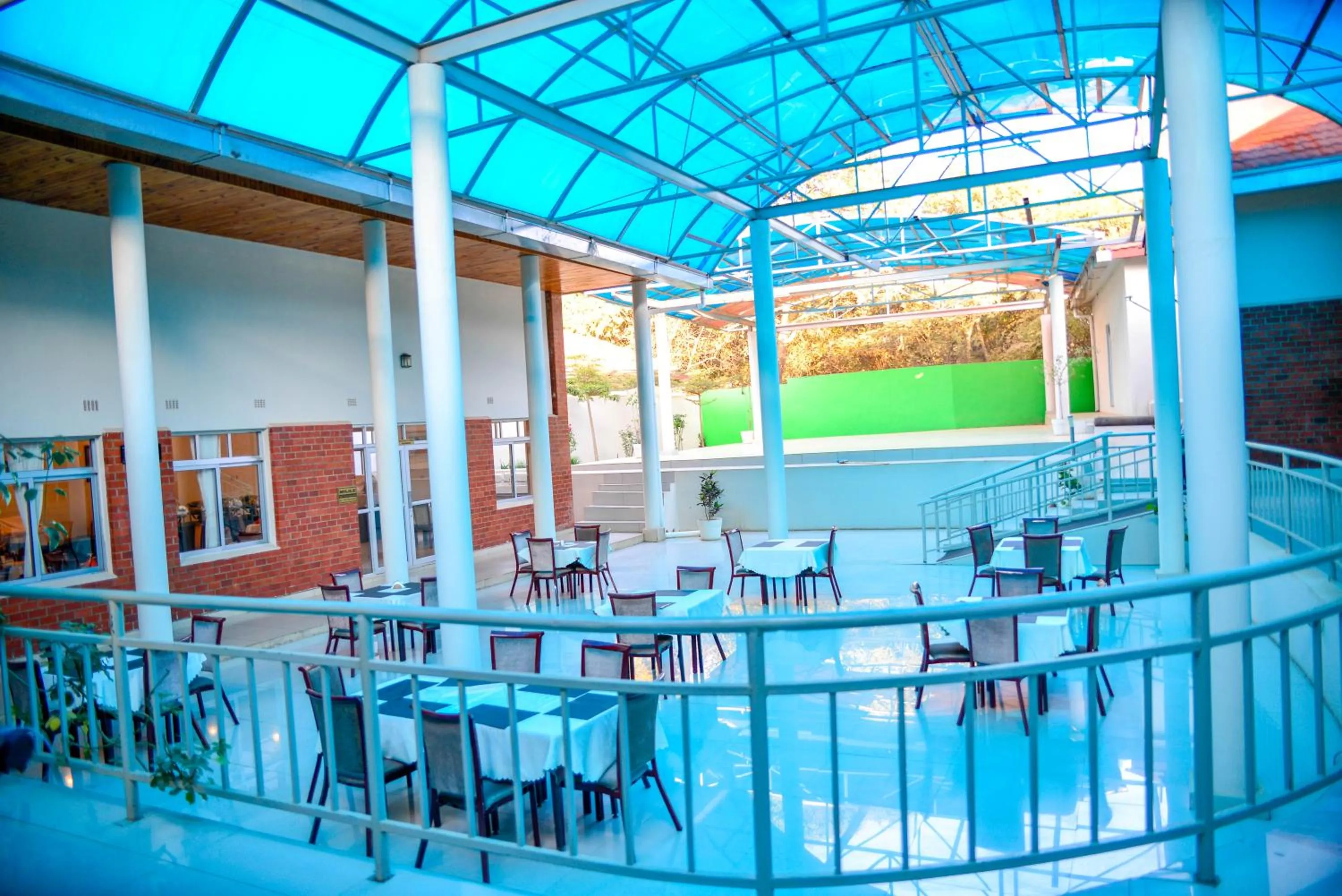 Restaurant/places to eat in Chamba Valley Exotic Hotel