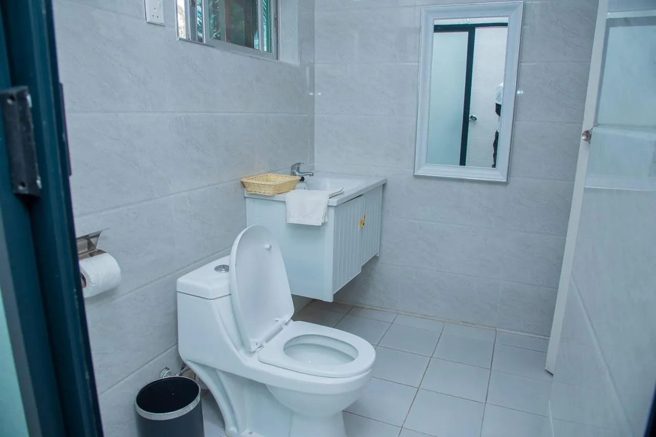 Shower in Mika Lodge