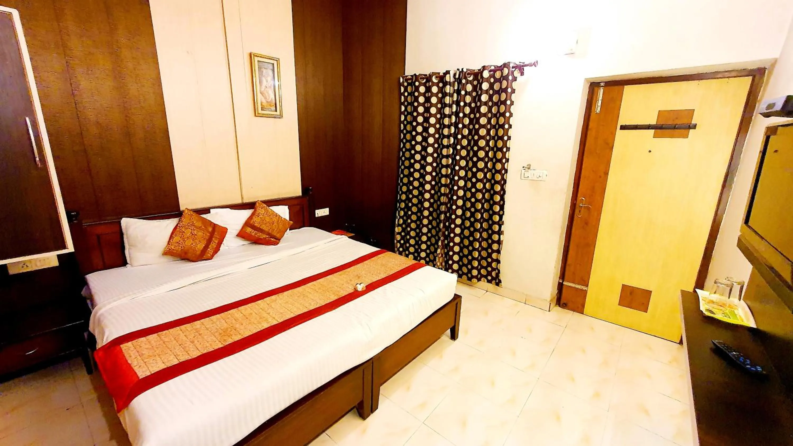 Bed in Hotel HK Continental