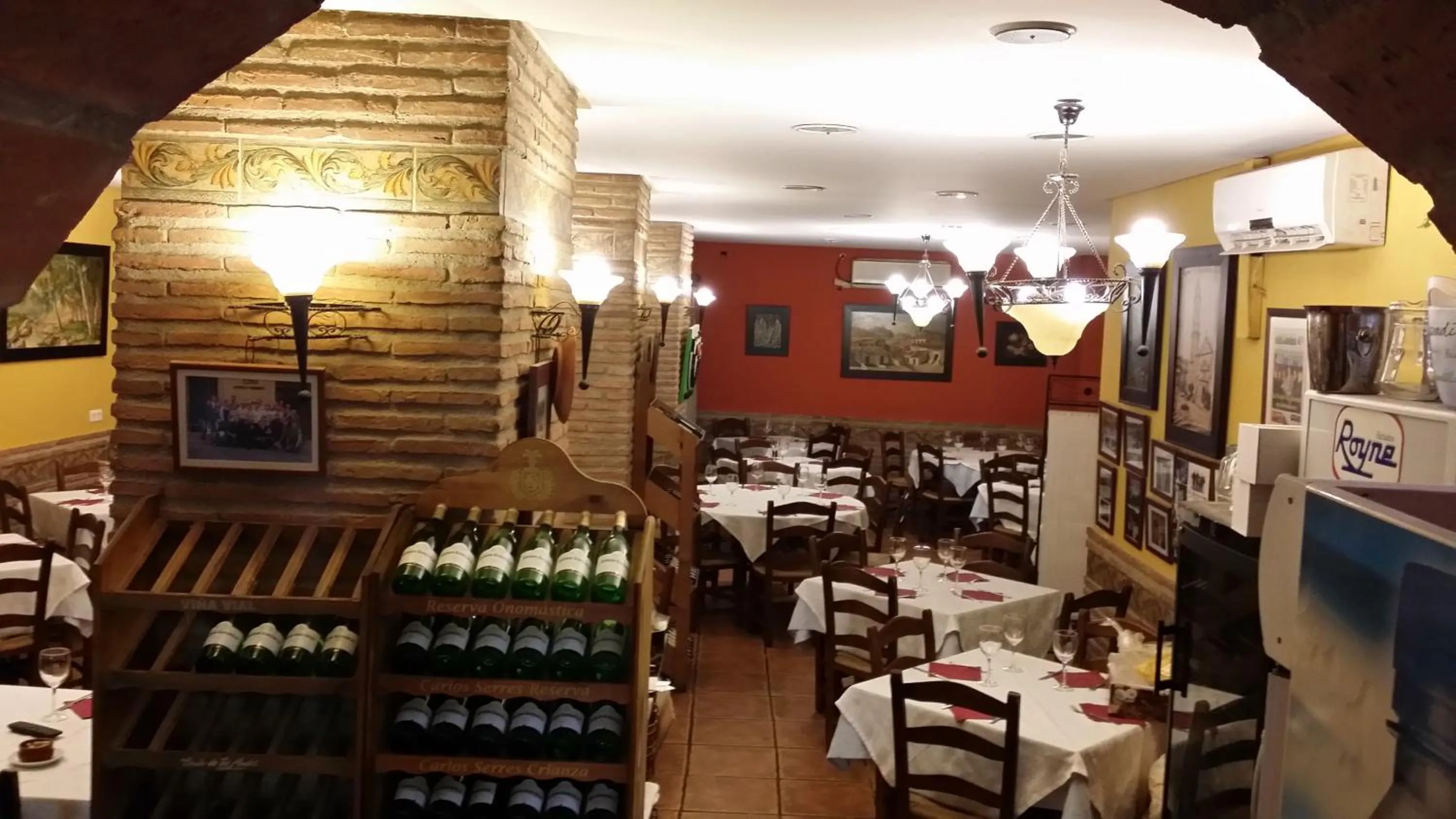 Restaurant/places to eat in Hotel Mesón El Número Uno