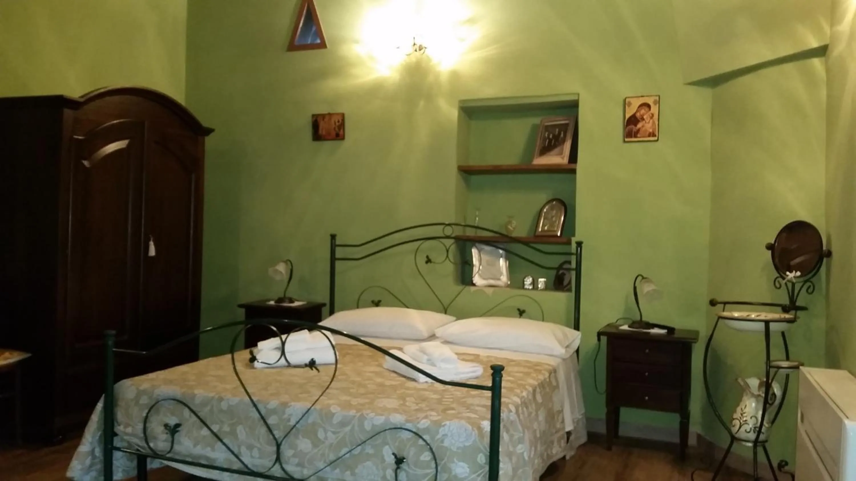 Bed in B&B Dhafna