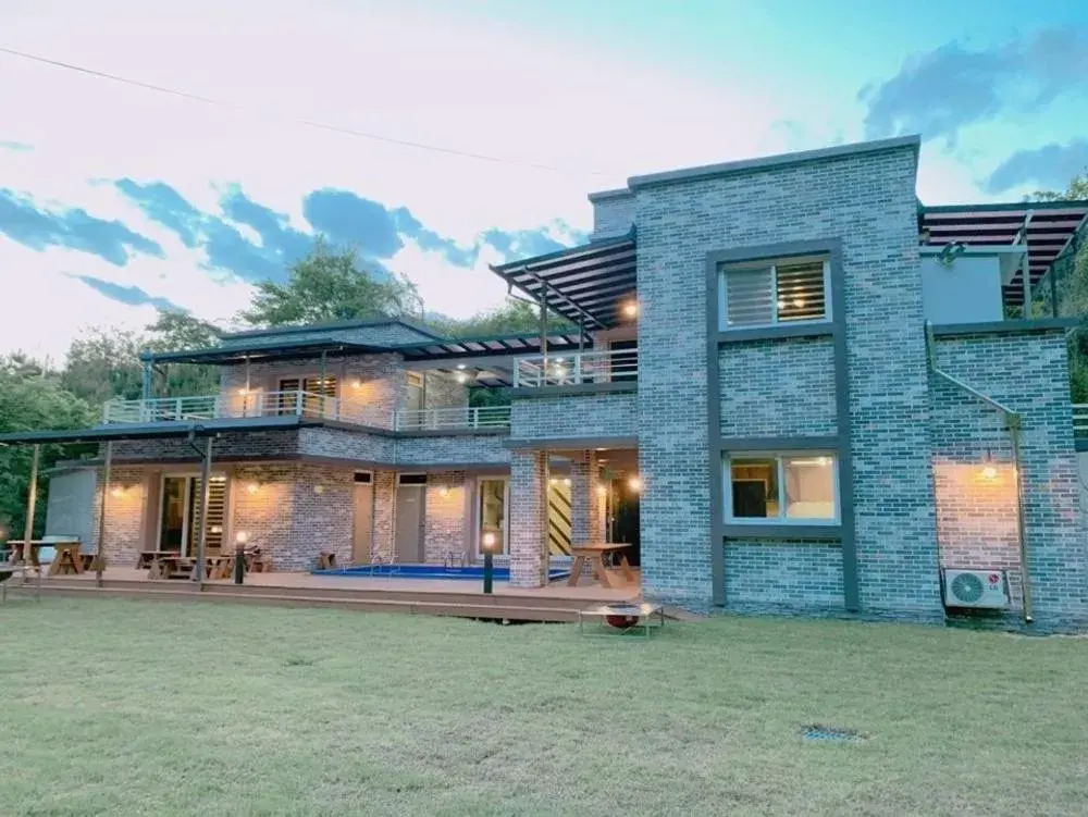 Hwacheon Yeoungwoong-ine Pension Hwacheon Yeoungwoong-ine Pension