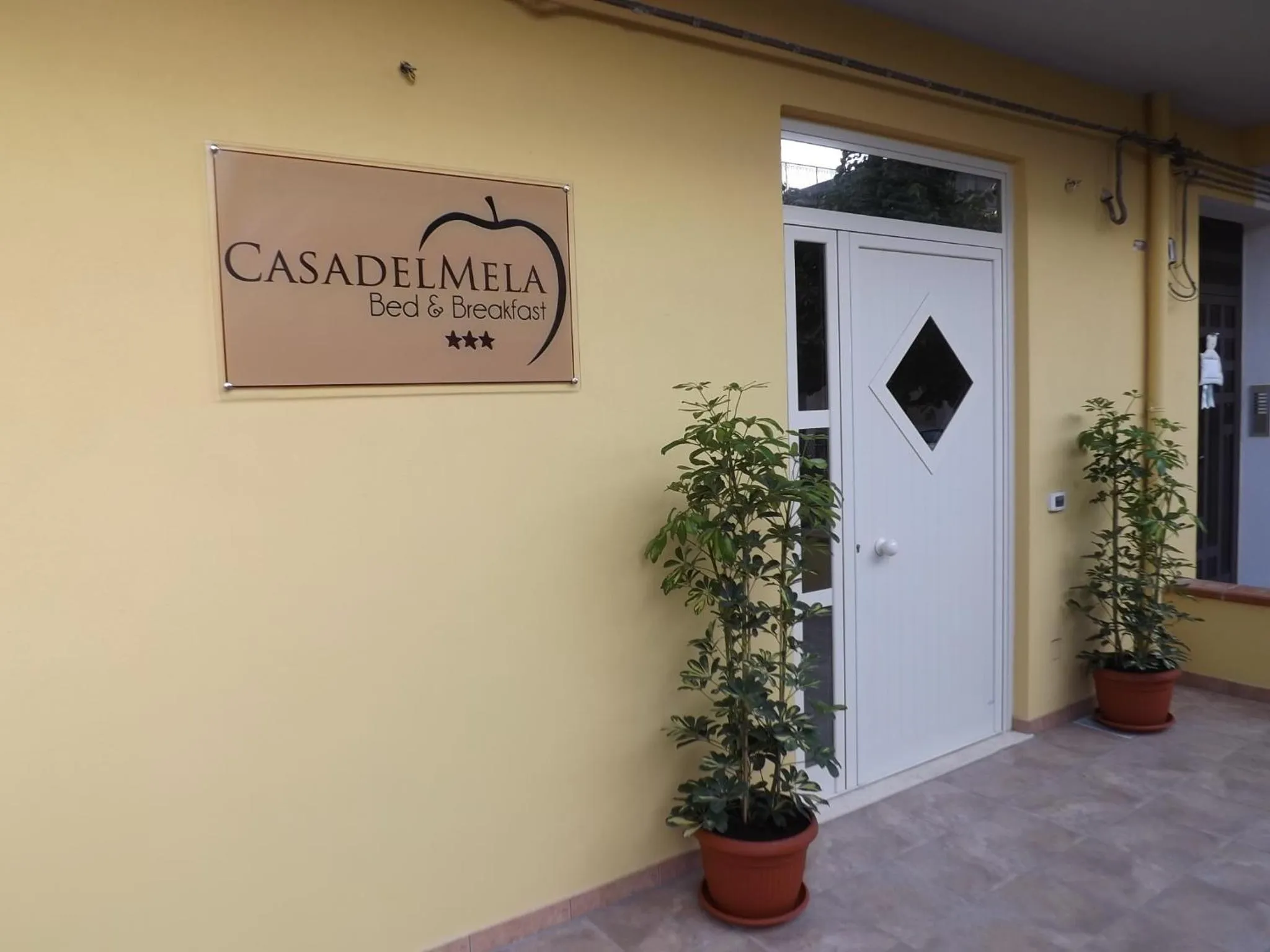 Facade/entrance in CasadelMela B&B