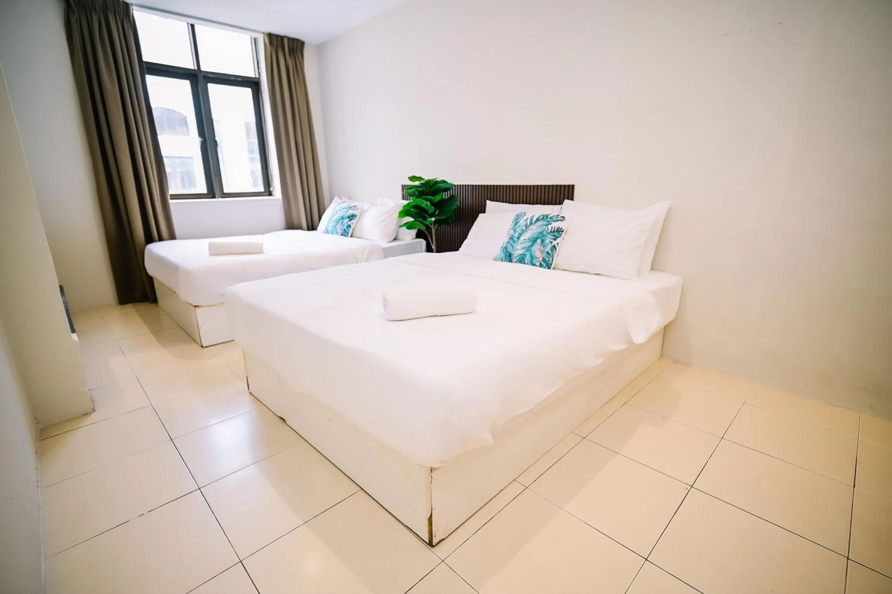 Bed in Swing & Pillows - KL Kuchai Lama