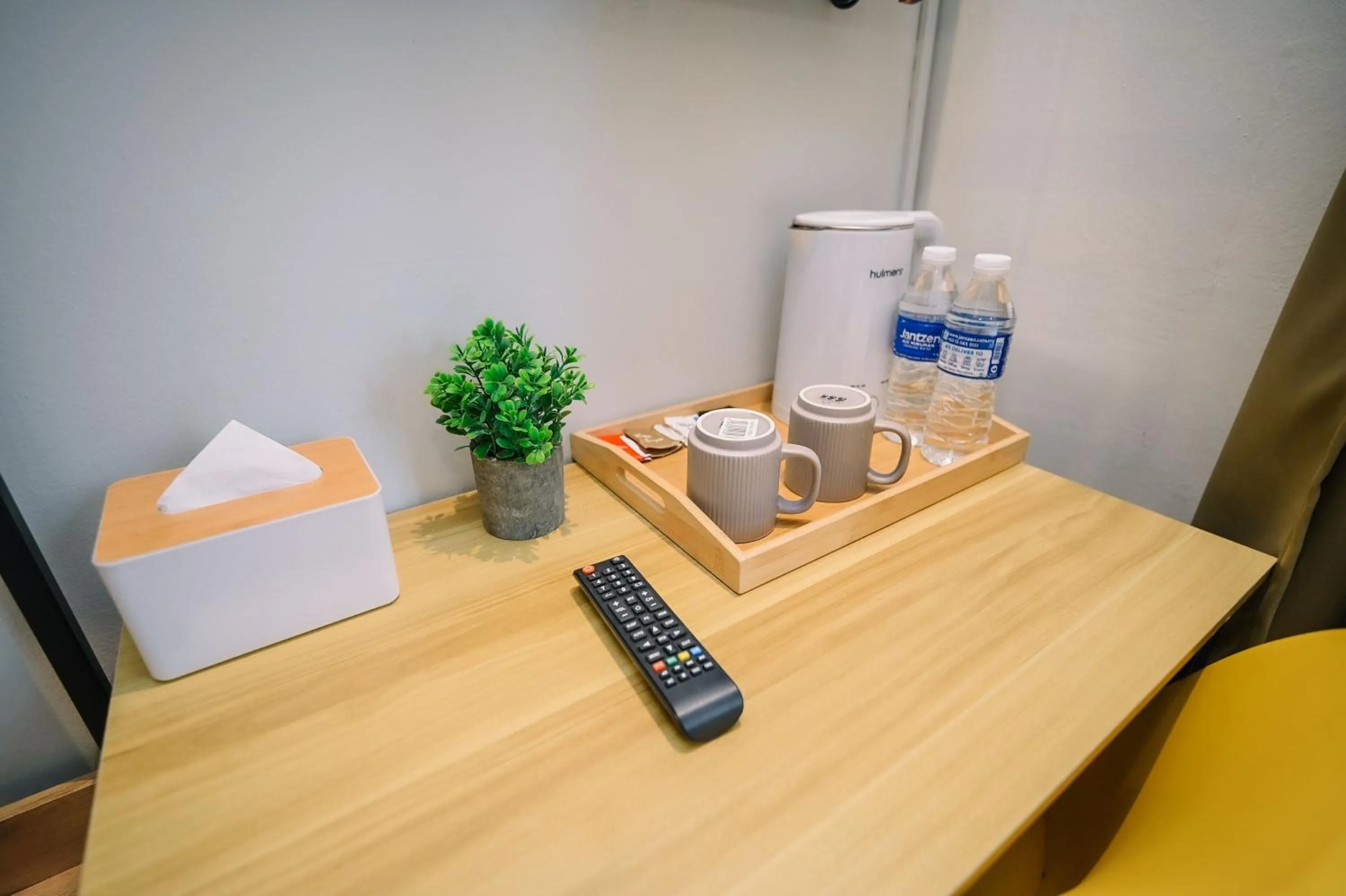 Coffee/tea facilities in Swing & Pillows - KL Kuchai Lama