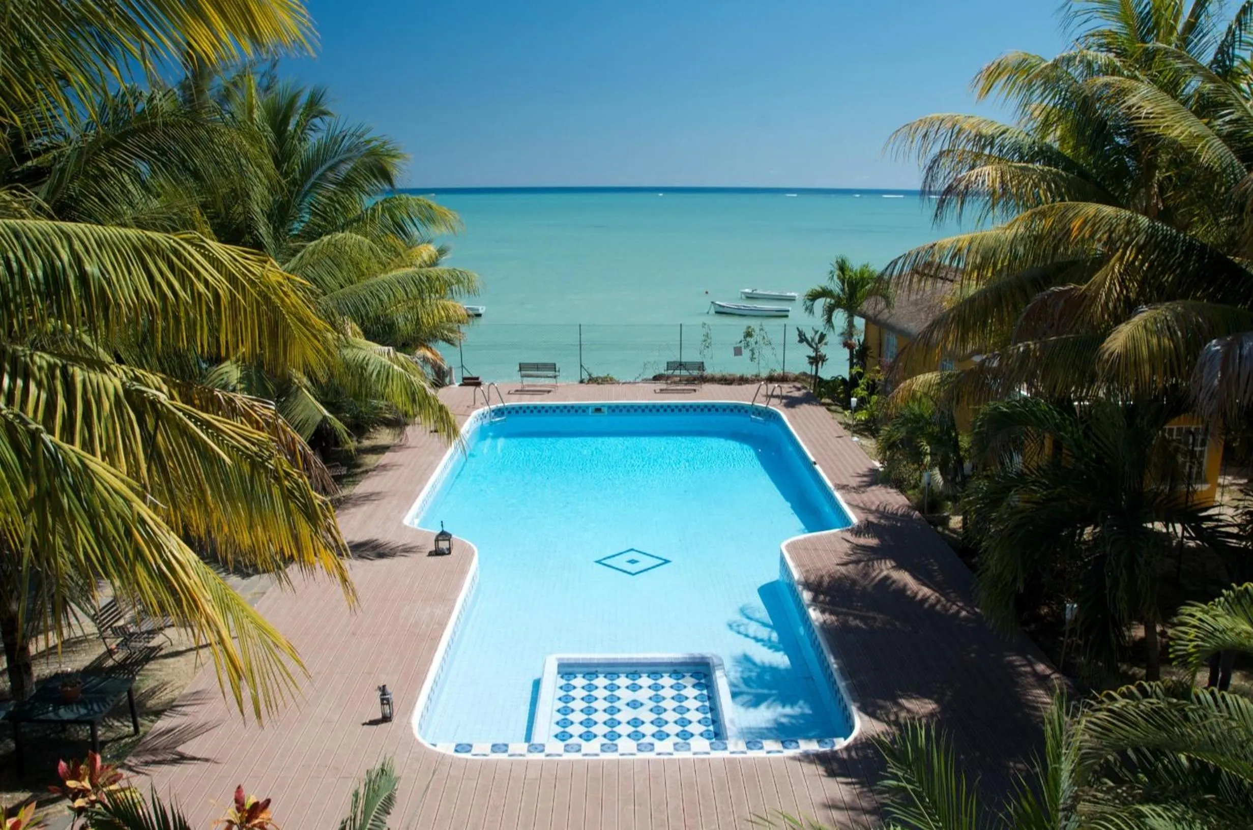 Pool view in Villa Anakao Mauritius