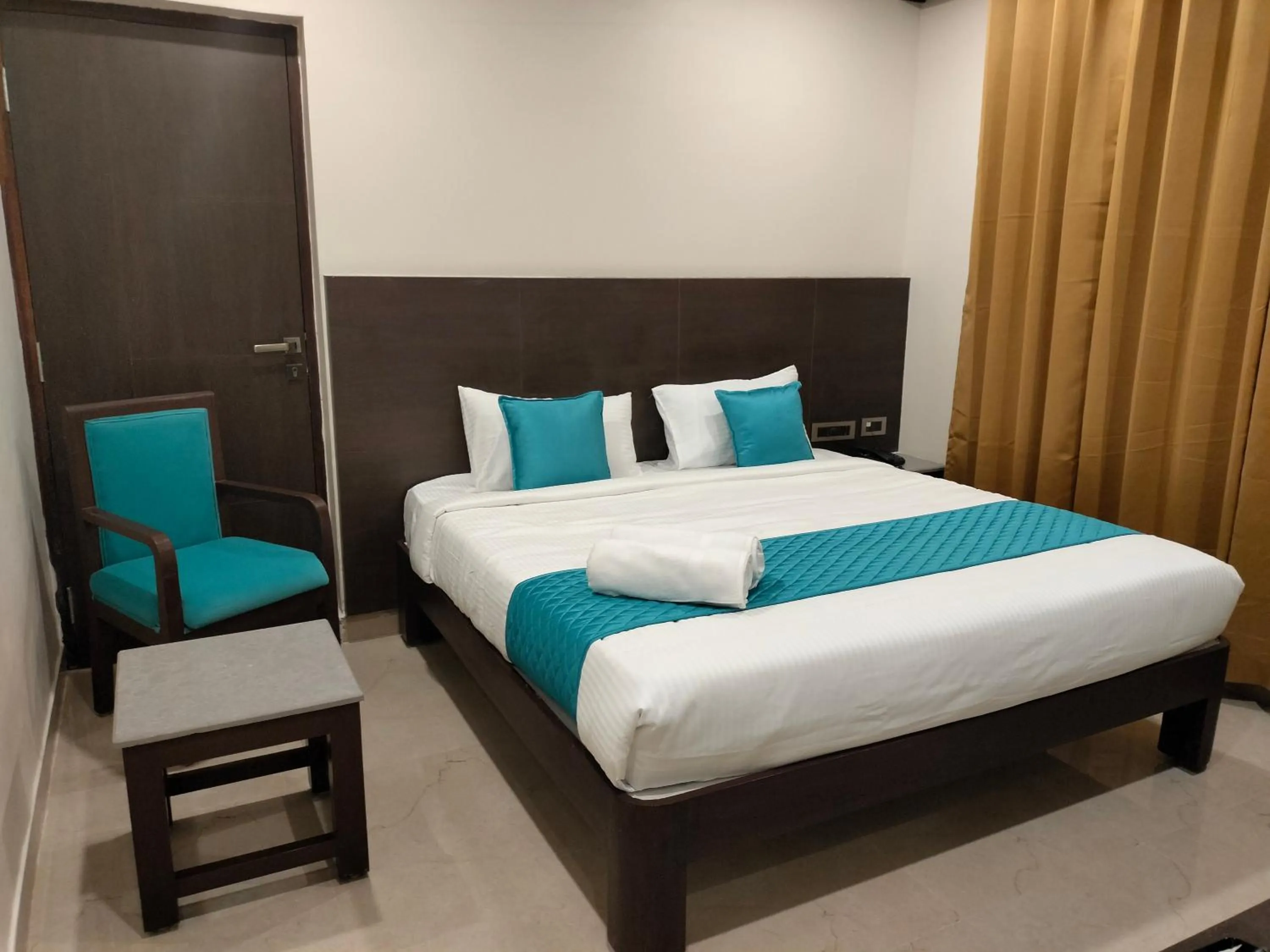 Bedroom, Bed in Hotel JANAS