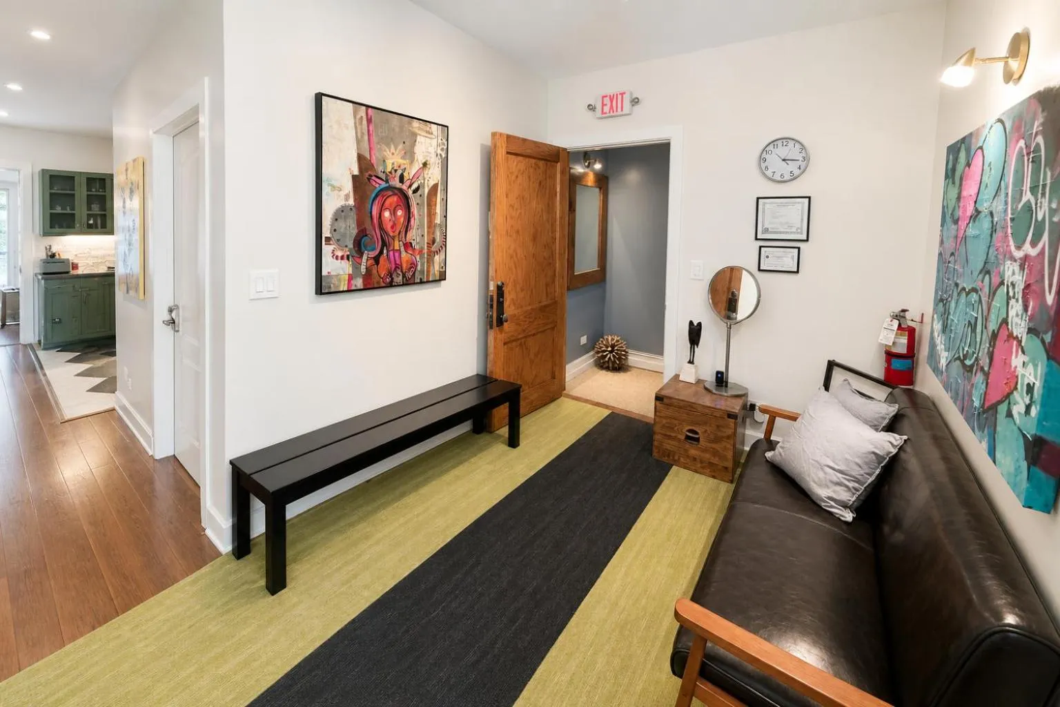 Lobby or reception, Bed in House 5863- Chicago's Premier Bed and Breakfast