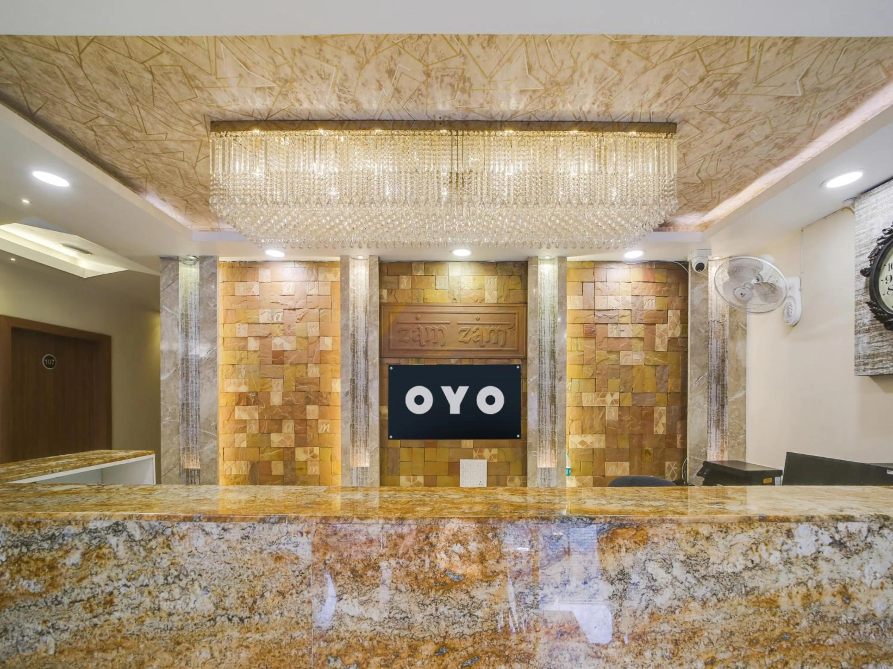 Lobby or reception in Hotel O Zamzam Residency
