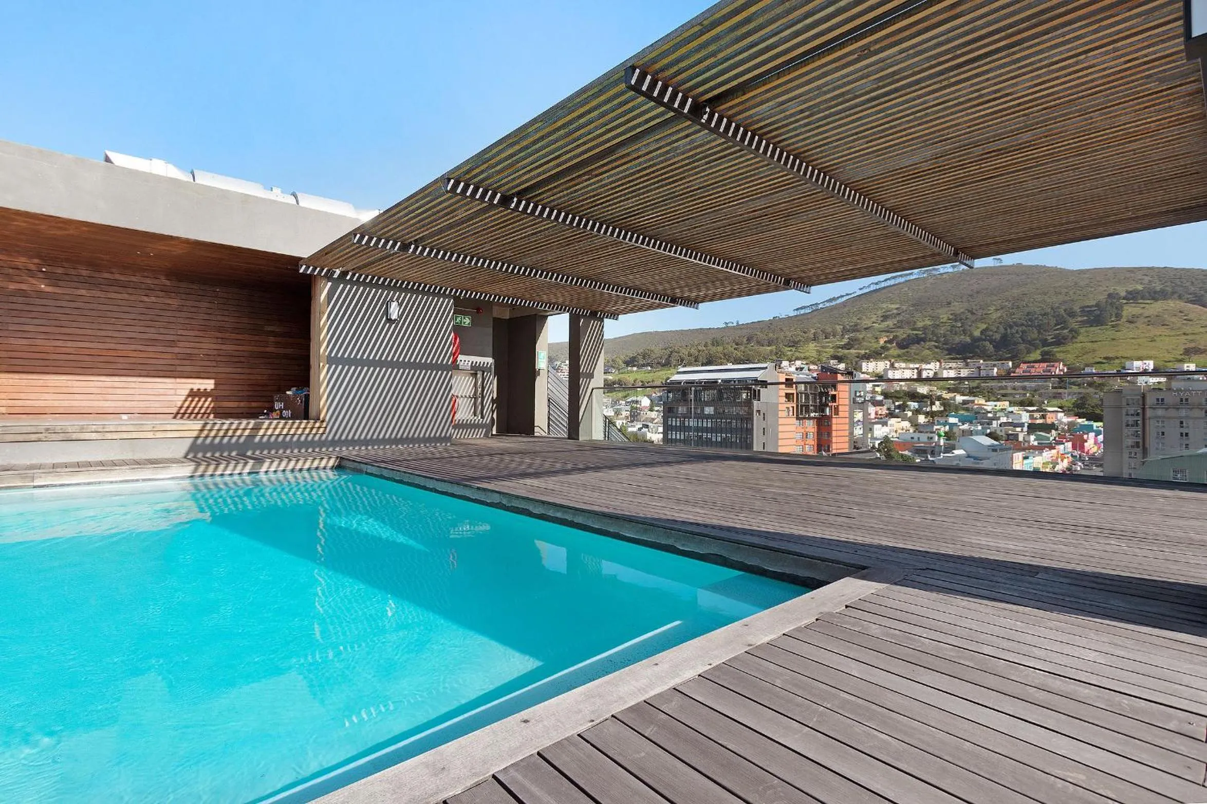 Swimming pool in Neighbourgood Loop Street