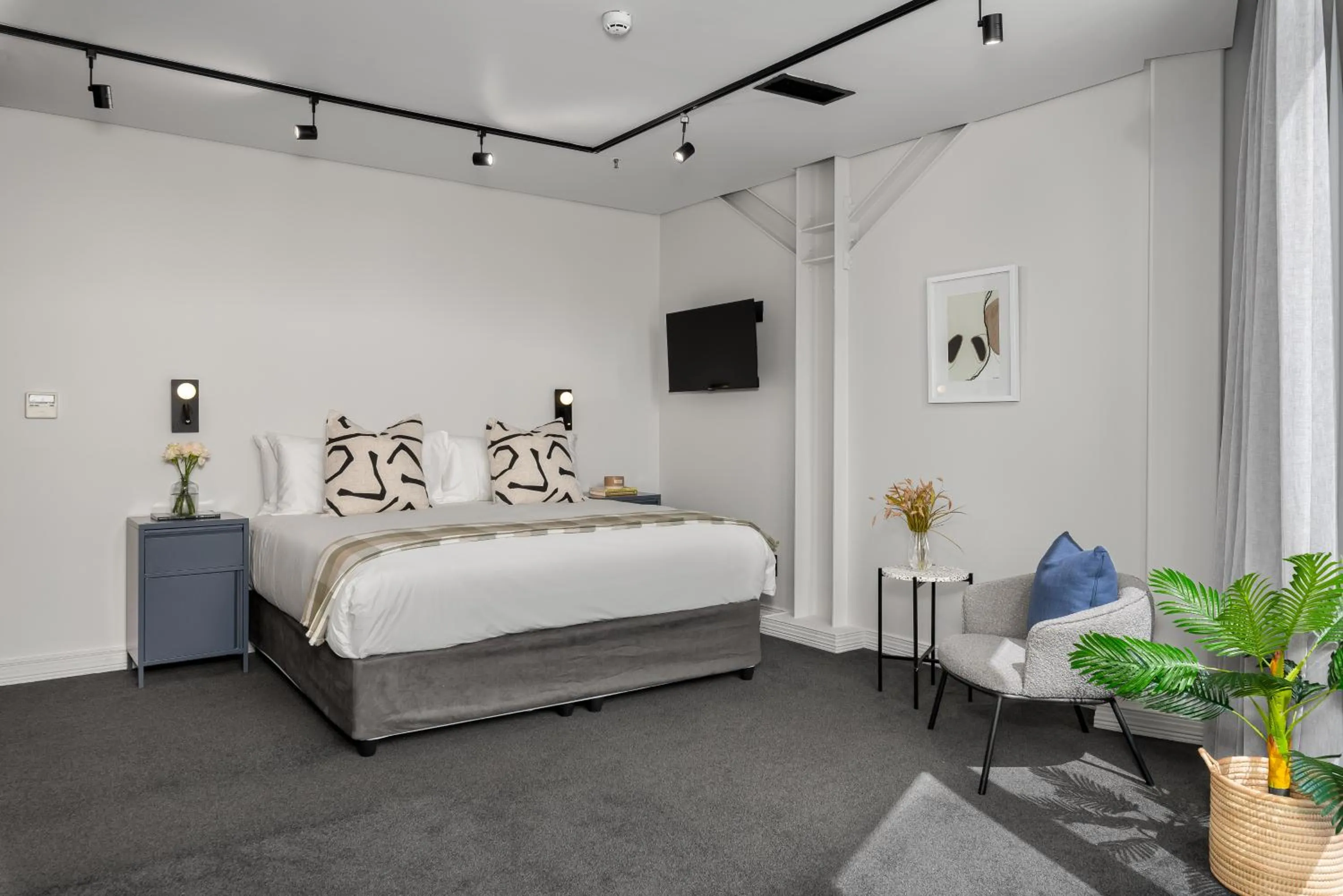 Bed in Neighbourgood Loop Street