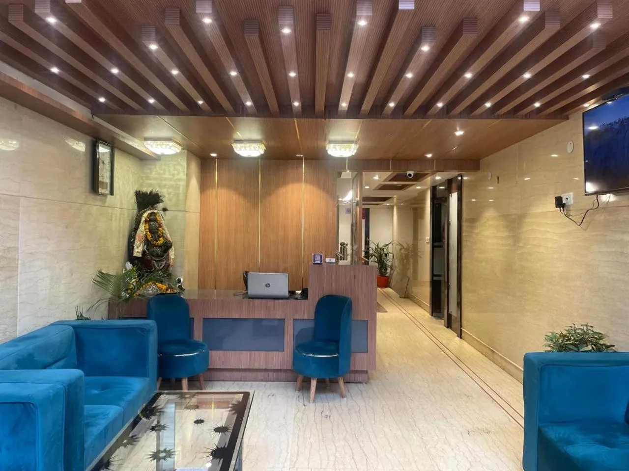 Lobby or reception in OYO 4608 Hotel Galaxy