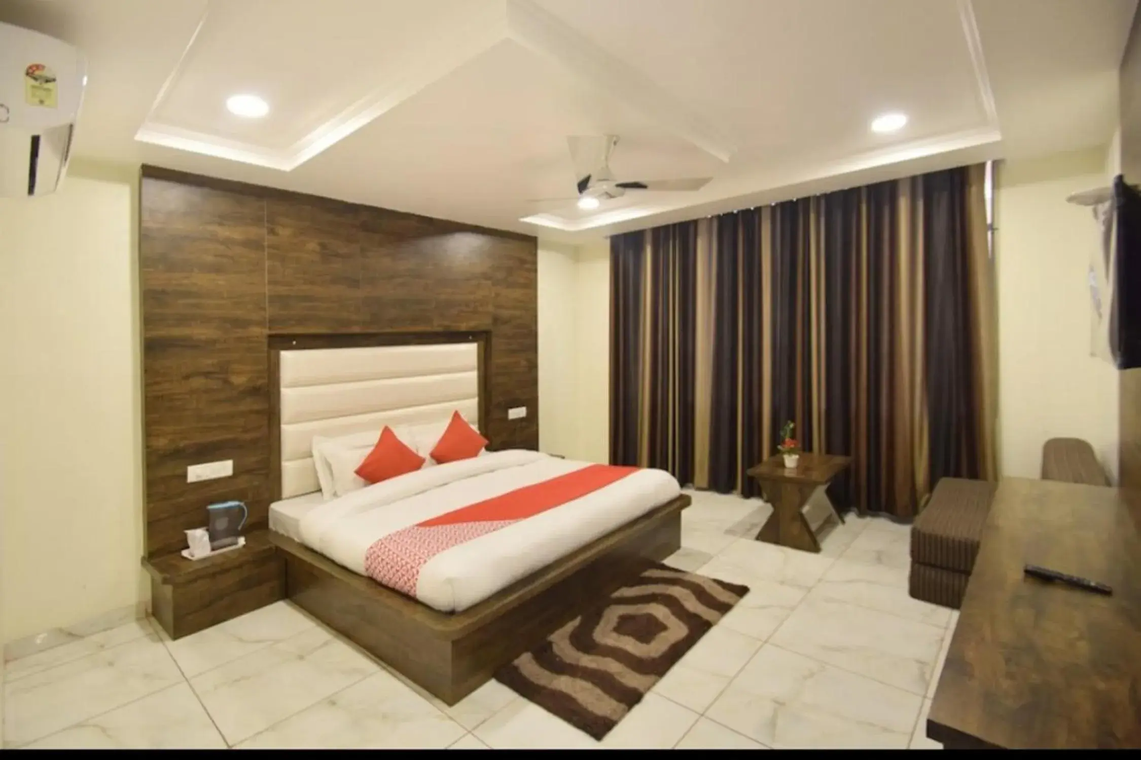 Deluxe Double Room (2 Adults + 1 Child) in Hotel Galaxy,Katra Deluxe Double Room (2 Adults + 1 Child) in Hotel Galaxy,Katra
