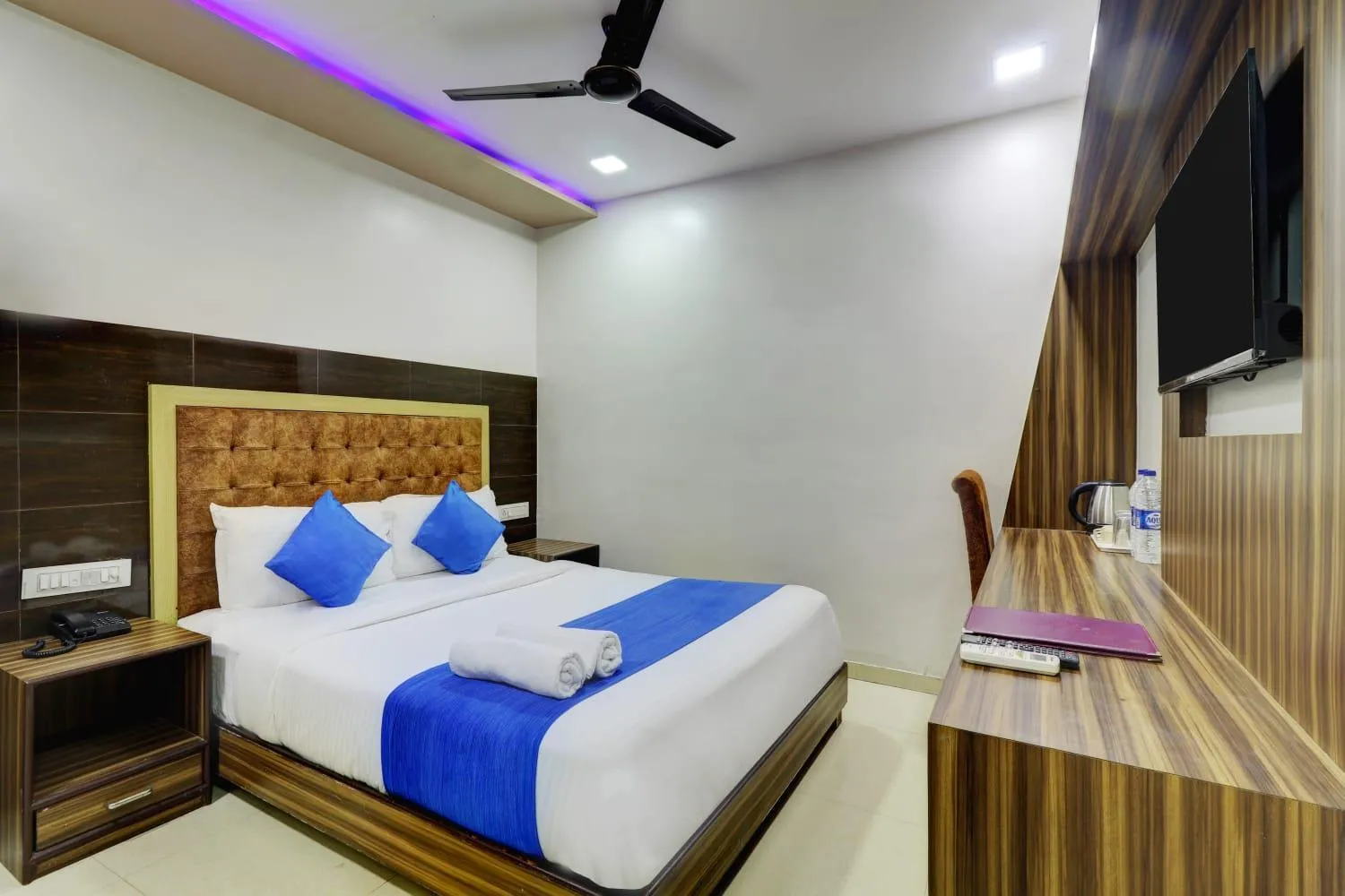 Photo of the whole room, Bed in Hotel New Blue Sapphire Residency