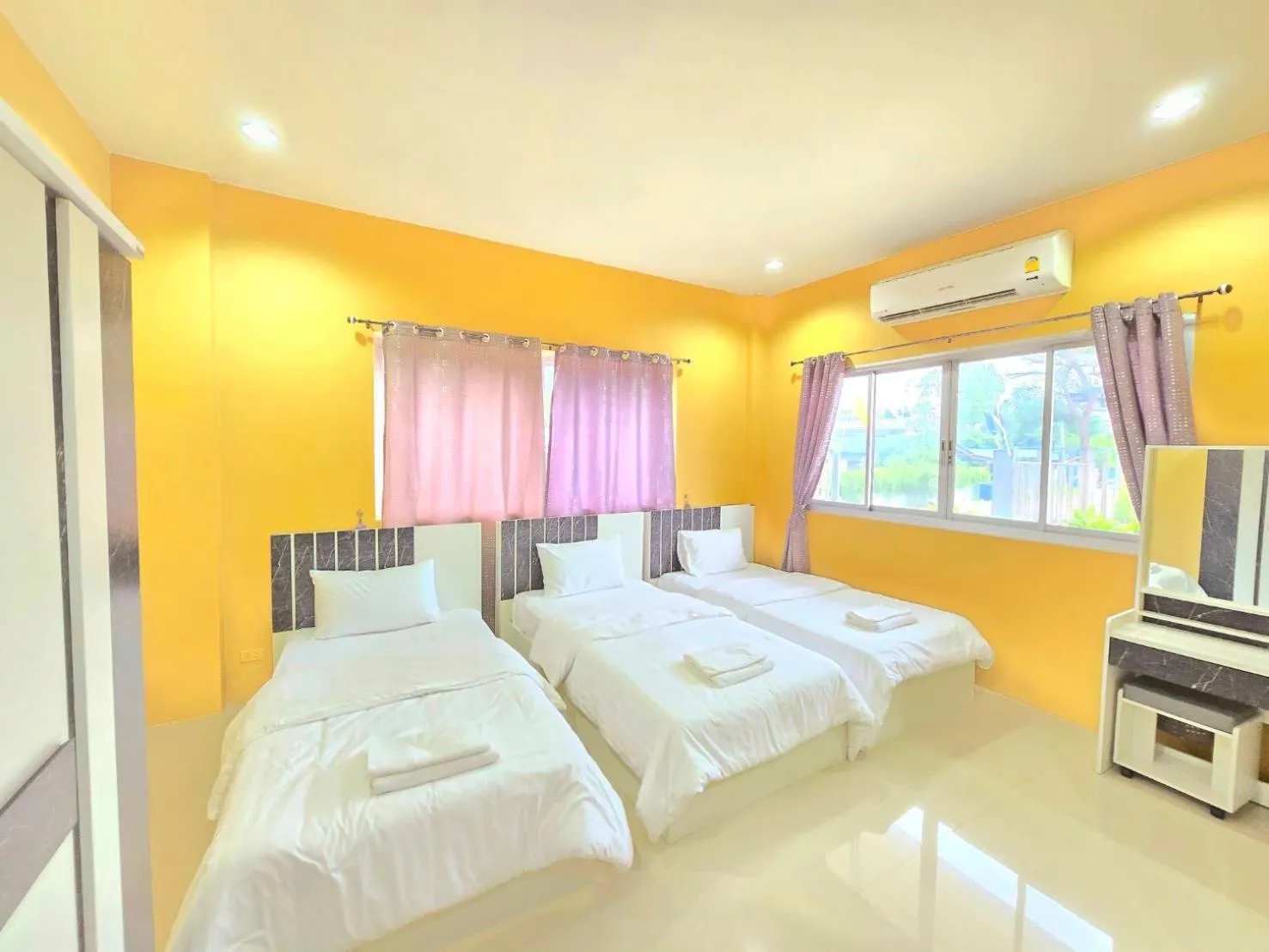 Bed in The Bua Boutique Resort