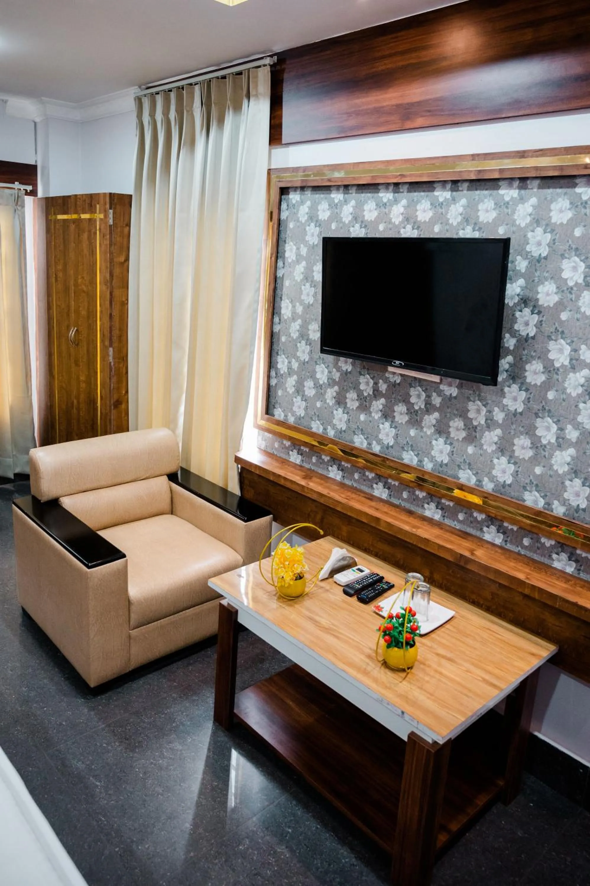 Bedroom in HOTEL COUNTRY INN