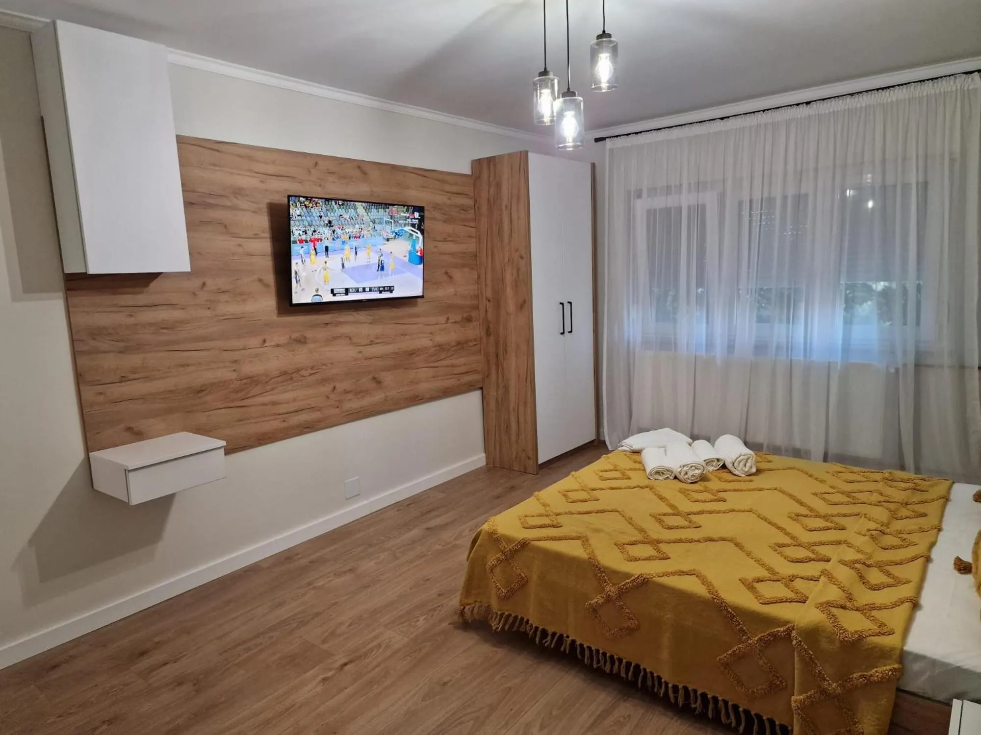 Bed in Apartament Alena Oradea