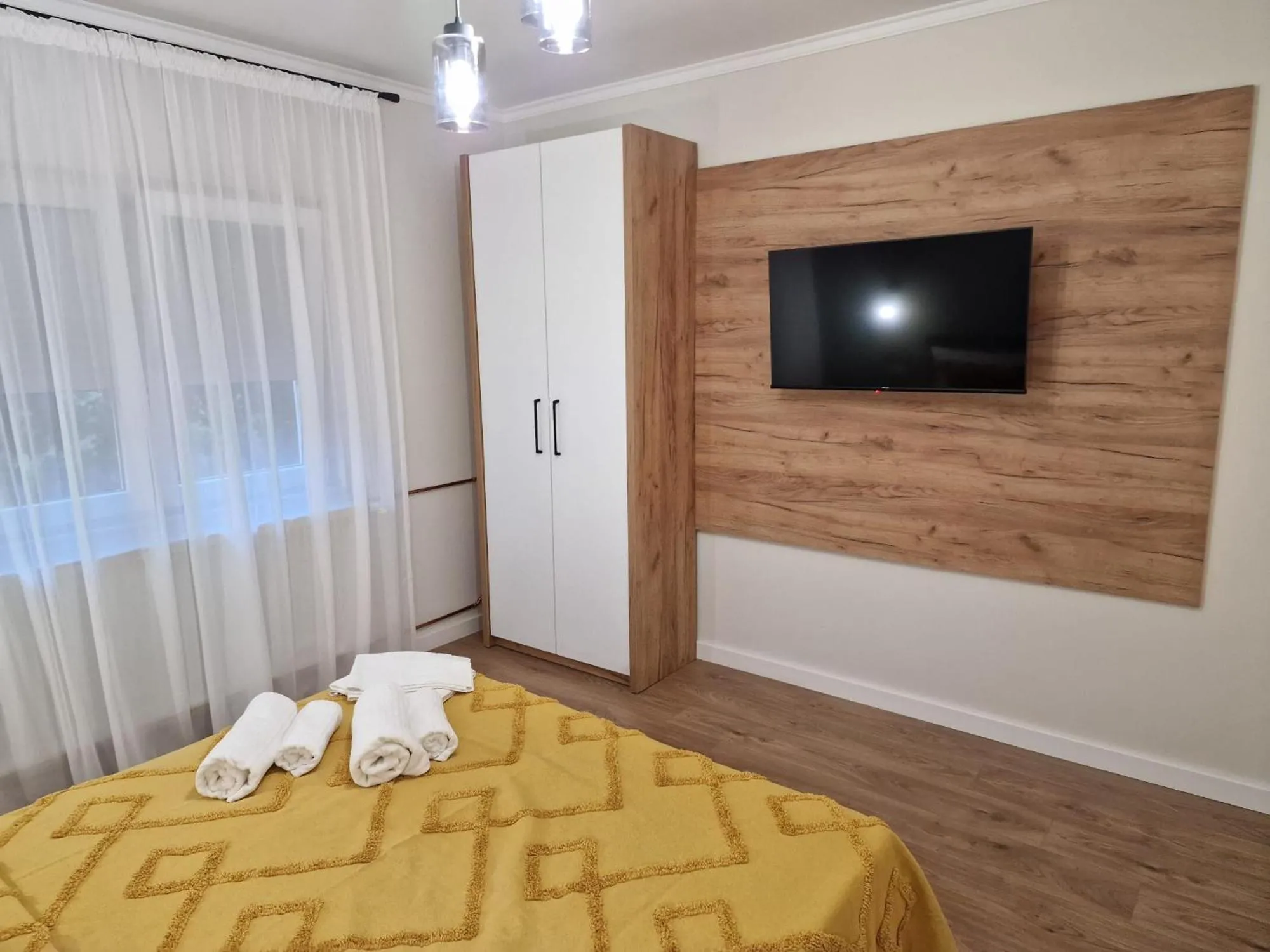 Bed in Apartament Alena Oradea